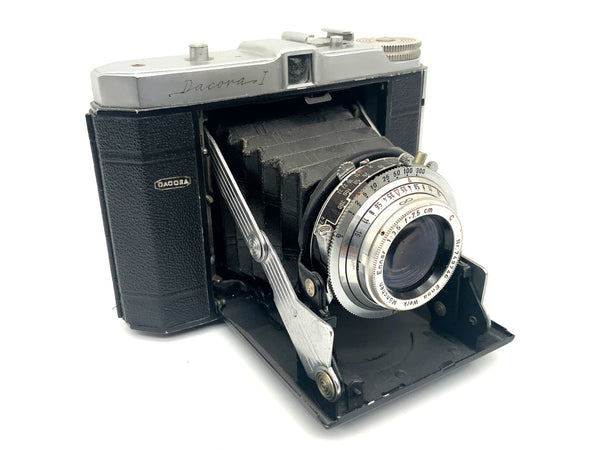 Dacora I Klappkamera mit Ennar 7,5cm 1:3.5 red C Analogkamera