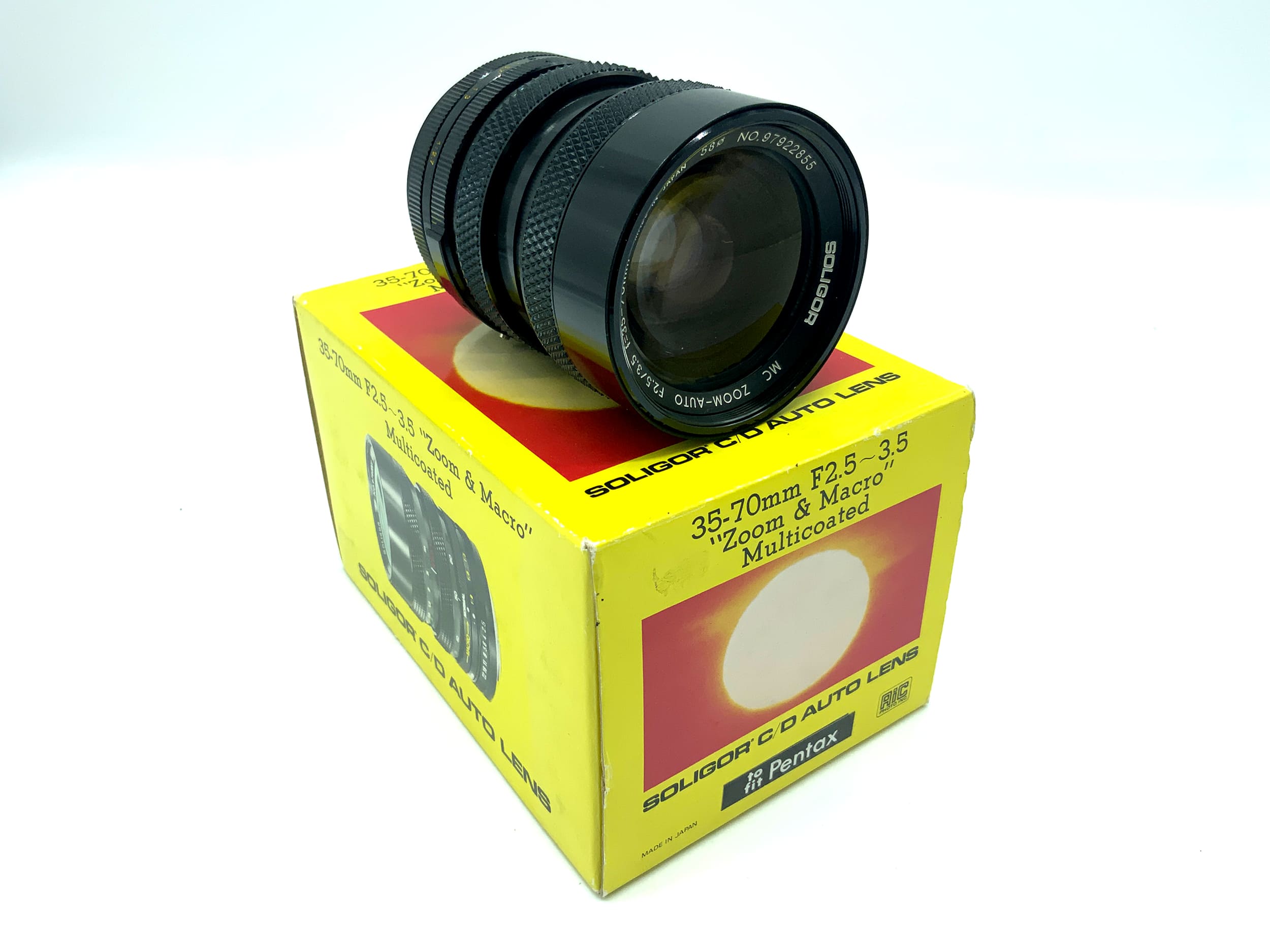 Soligor MC Zoom-Auto 35-70mm 1:2.5/3.5 Objektiv in OVP Macro Zoomobjektiv (M42)