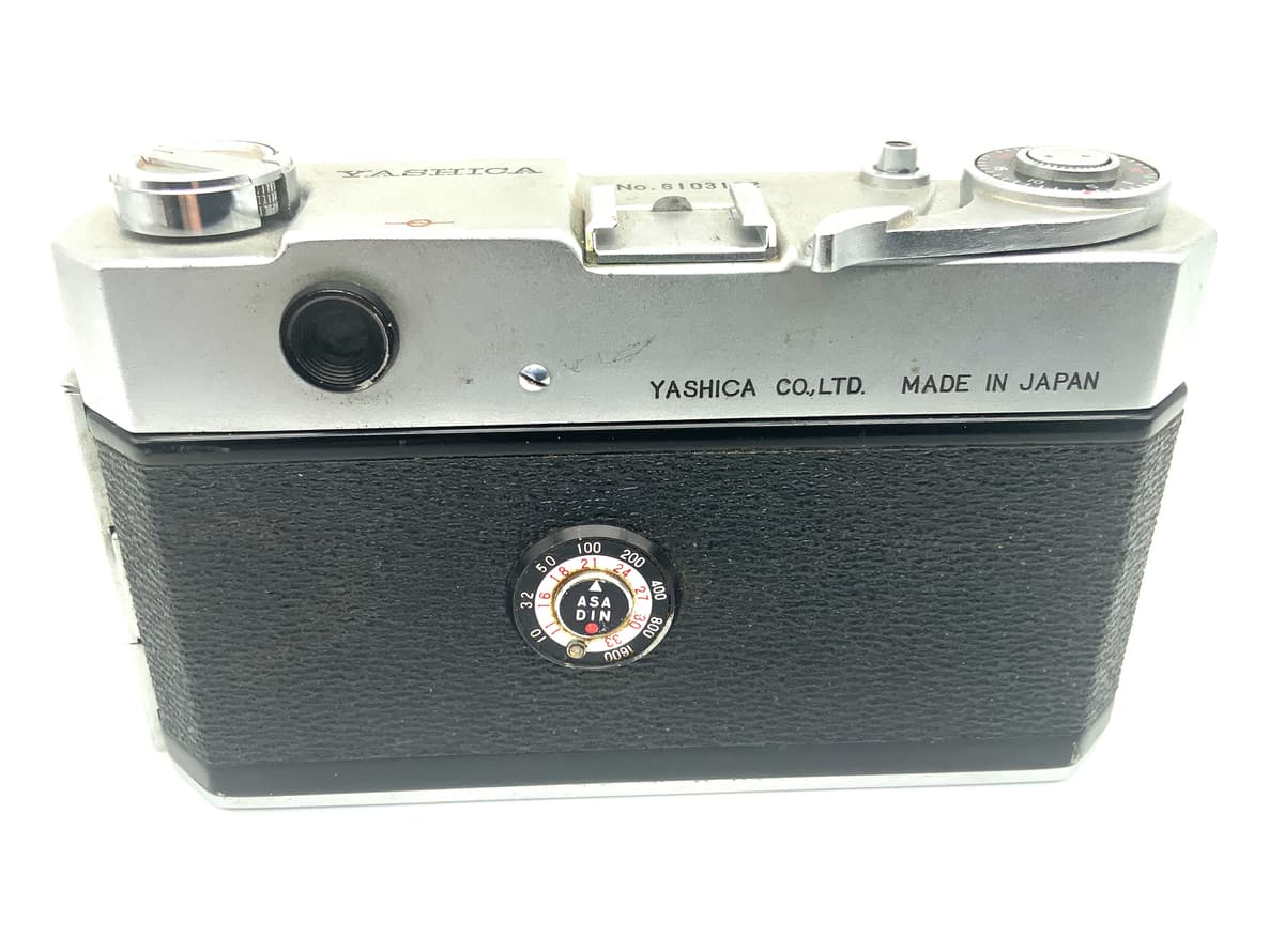 Yashica YK Sucherkamera mit Fujinon 45mm 1:2.8 Kompaktkamera Analogkamera
