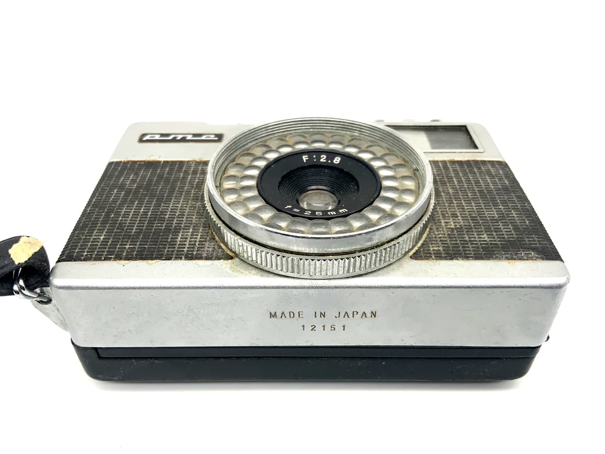Ricoh PMC Automatic Rapid Sucherkamera mit 25mm 1:2.8 Halbformat Analogkamera