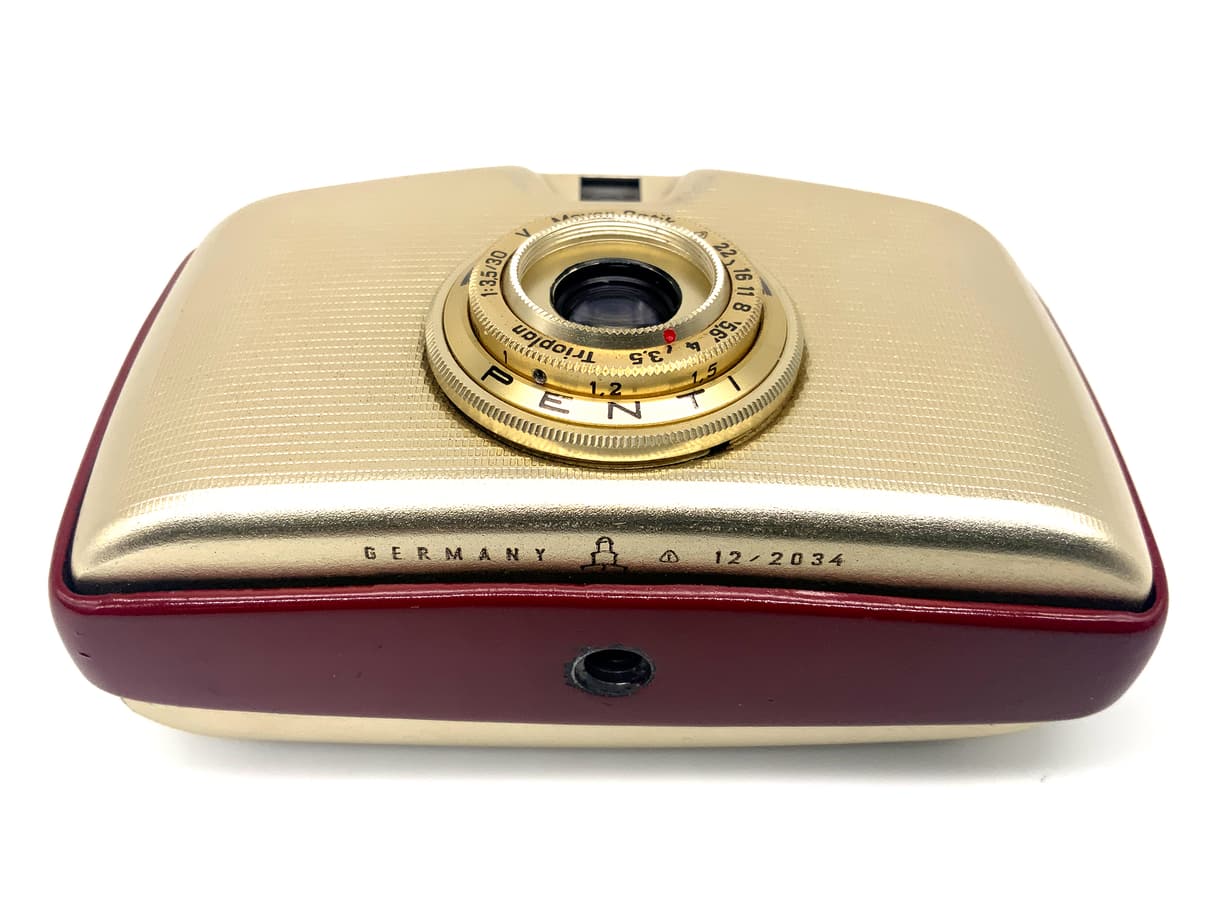 Pentacon Penti Sucherkamera mit 1:3.5/30mm V Meyer-Optik Trioplan Gold & Rot