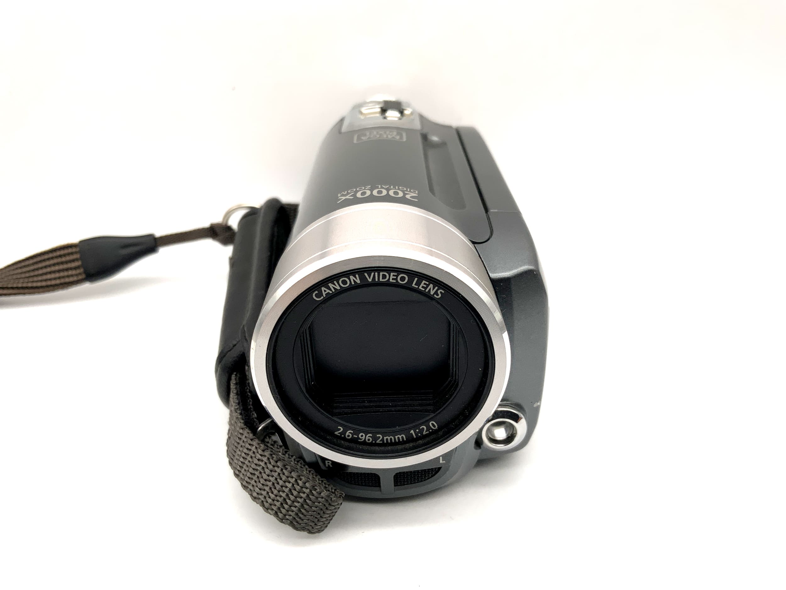 Canon FS11 Camcorder mit 2.6-96.2mm 1:2.0 Videokamera mit Akku