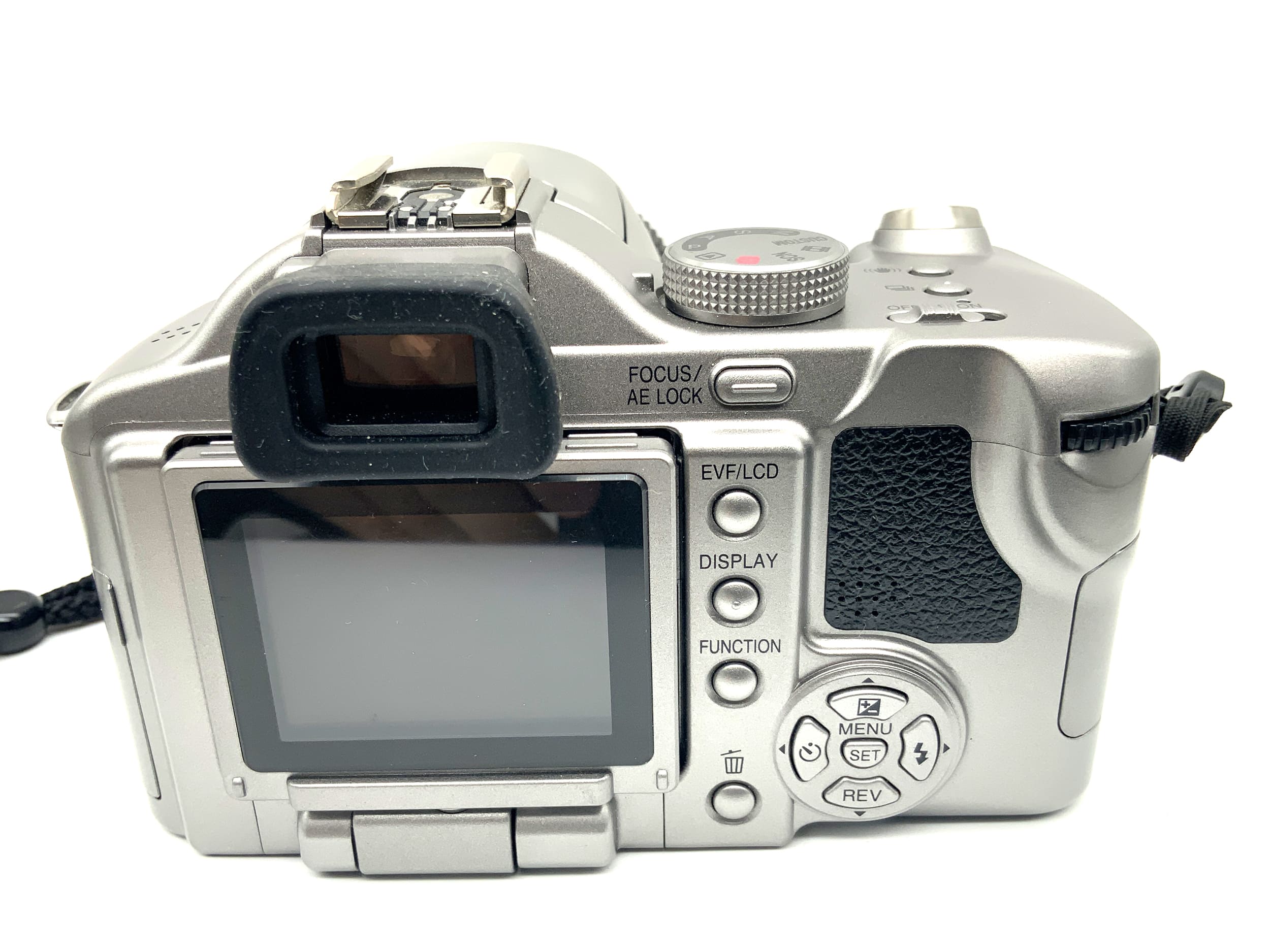 Panasonic Lumix DMC-FZ50 Bridgekamera mit Leica DC Vario-Elmarit f/7.4-88.8mm