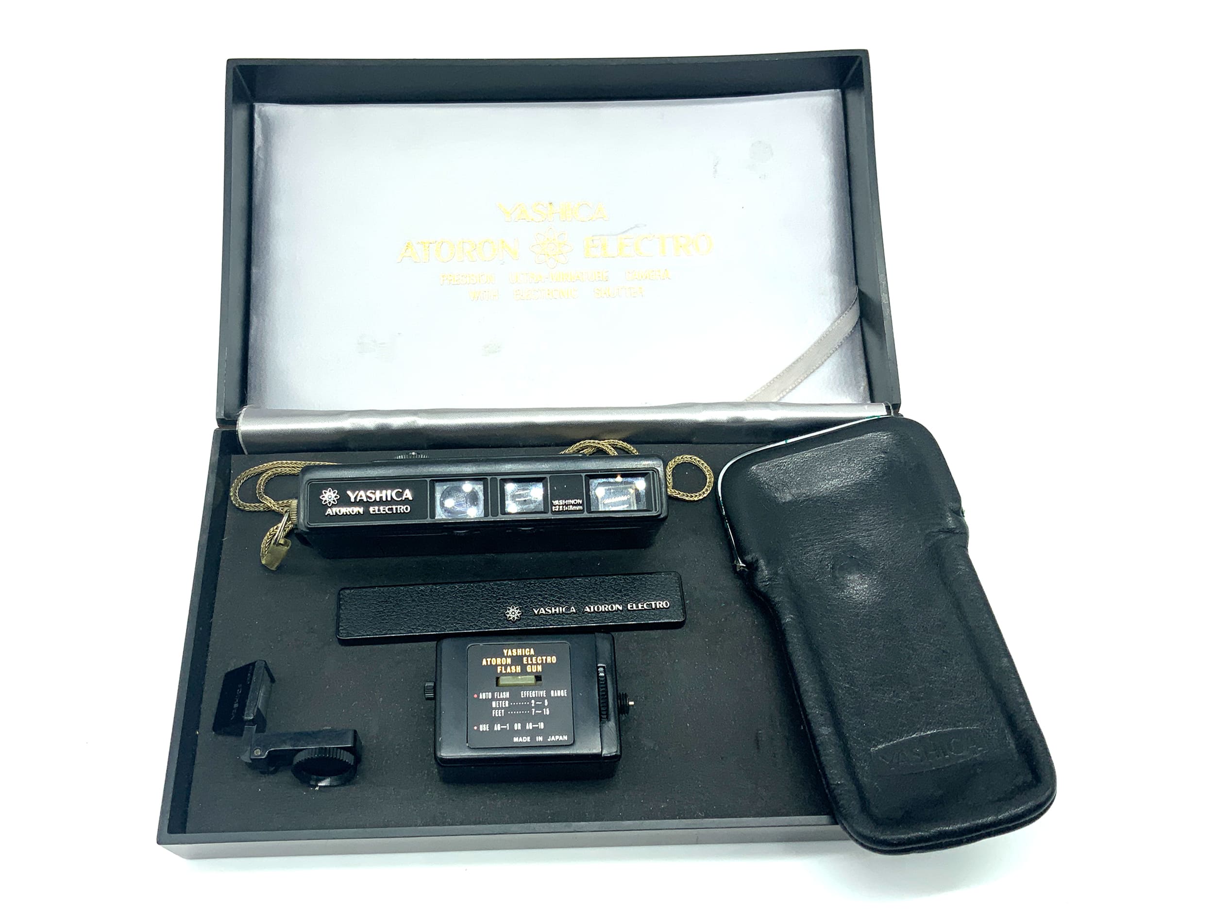 Yashica Atoron Electro Miniaturkamera mit Yashinon 18mm 1:2.8 Kleinstbildkamera