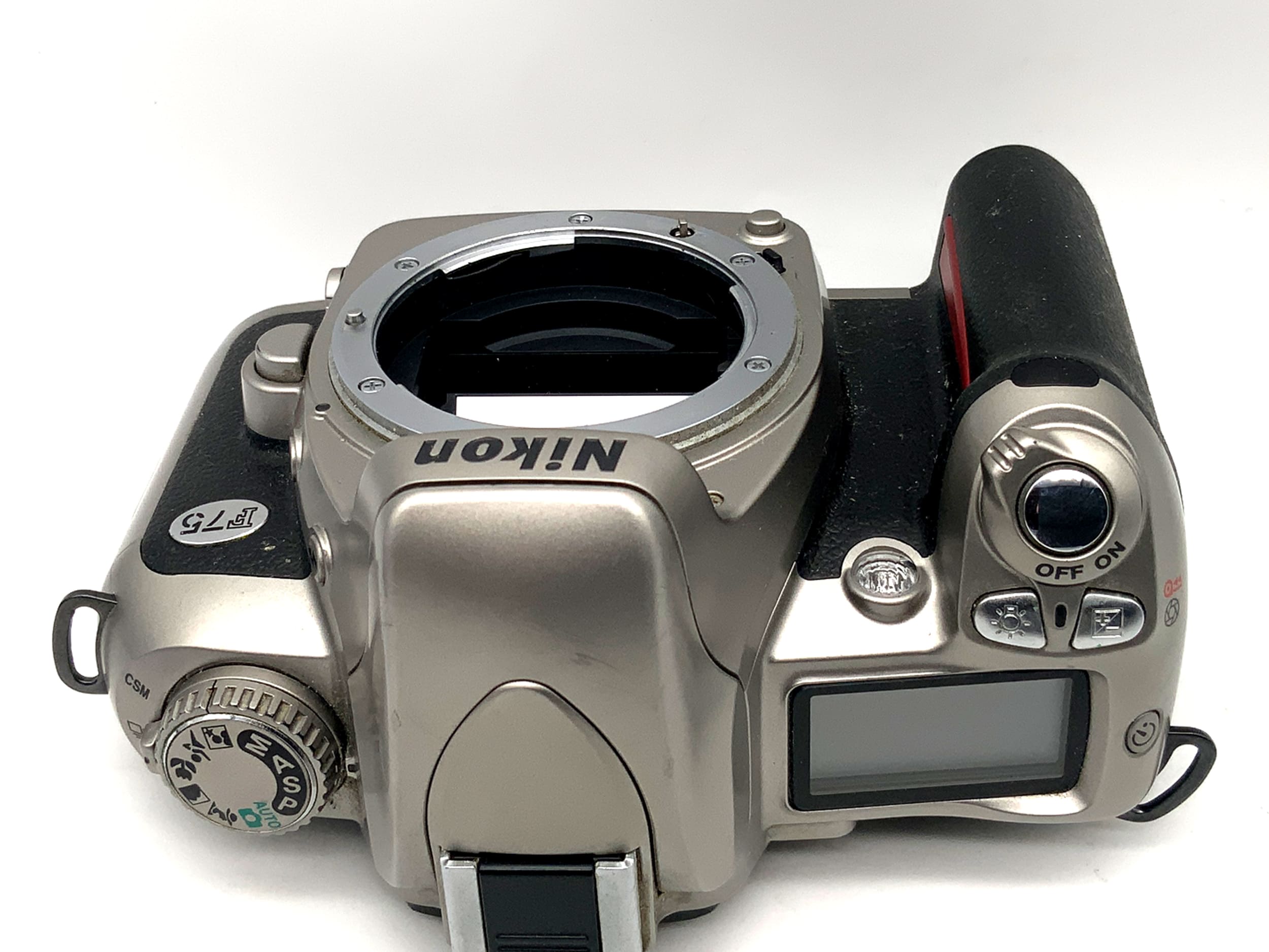 Nikon F75 35mm Spiegelreflexkamera SLR analog Body AF Autofokus (Nikon AF)