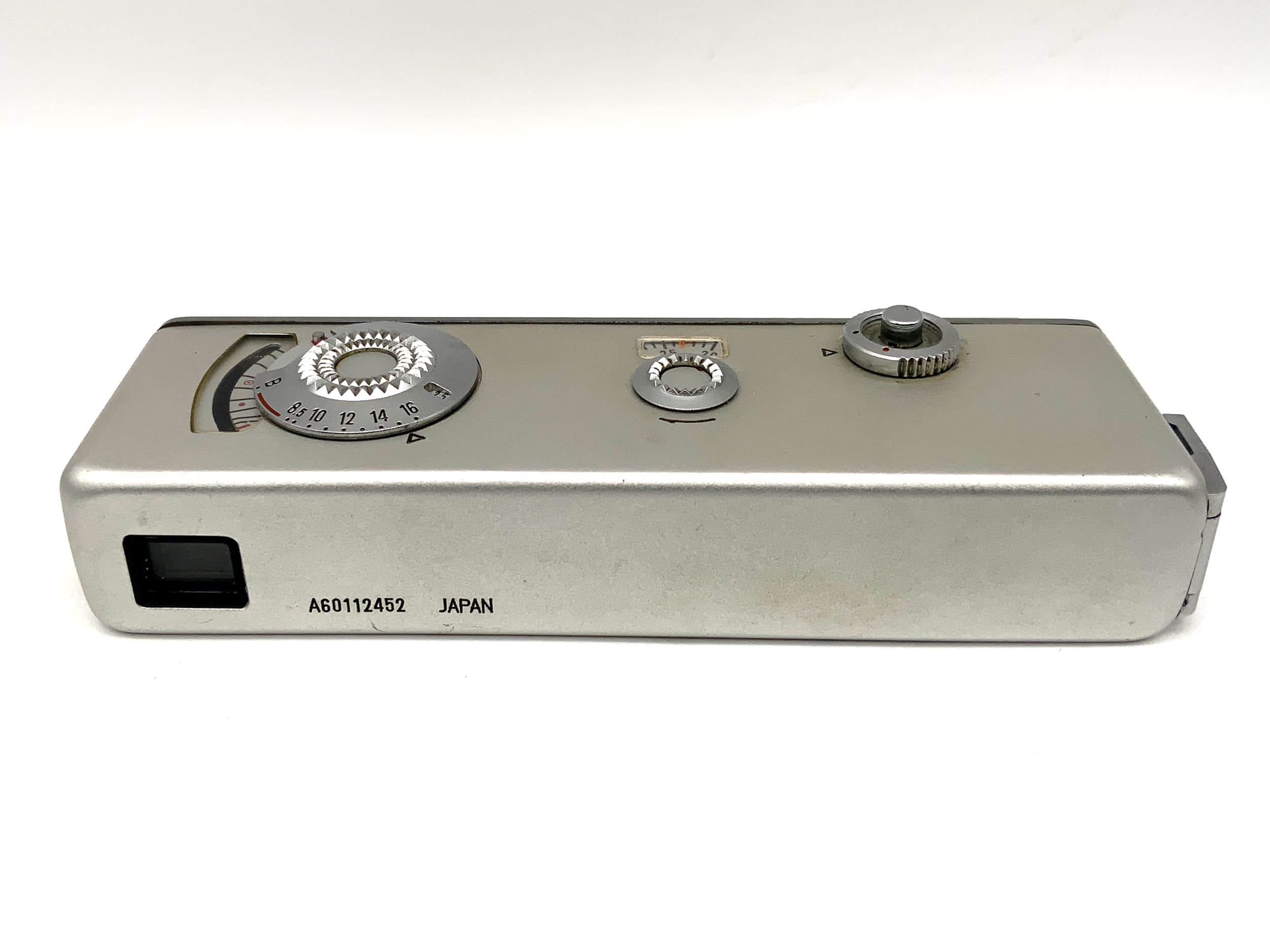 Yashica Atoron Miniaturkamera mit Kleinstbildkamera