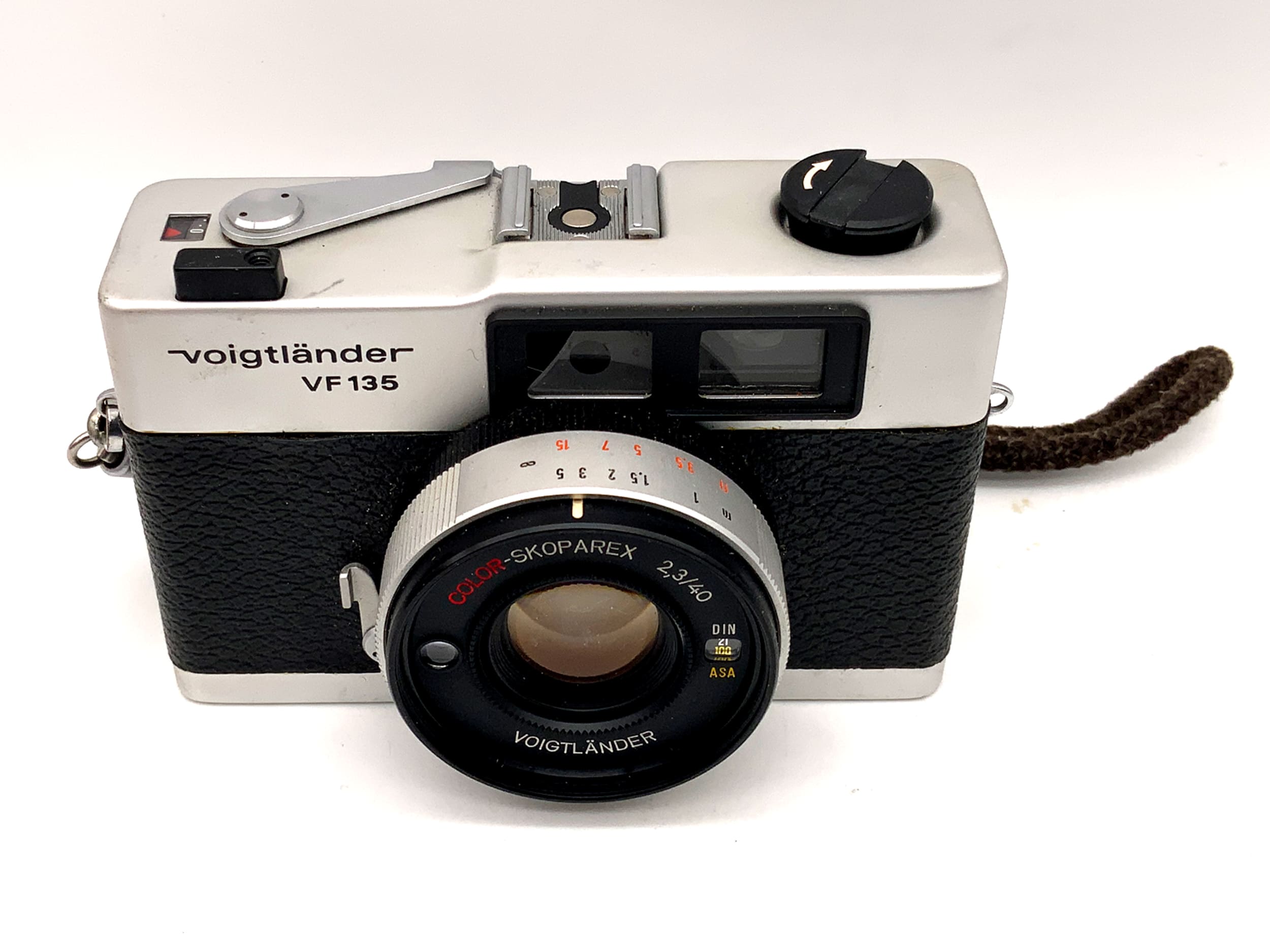 Voigtländer VF135 viewfinder camera with Color-Skoparex 2.3/40 analog camera