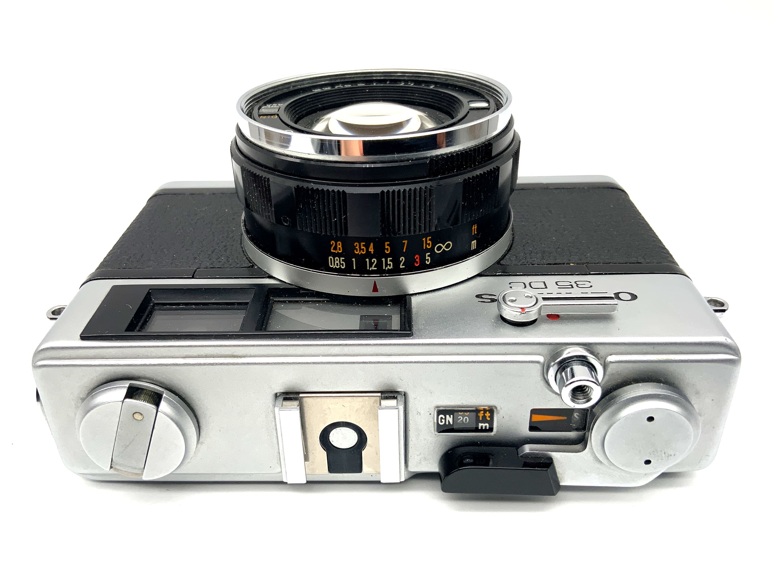 Olympus 35 DC rangefinder camera with F.Zuiko 40mm 1:1.7 analog camera