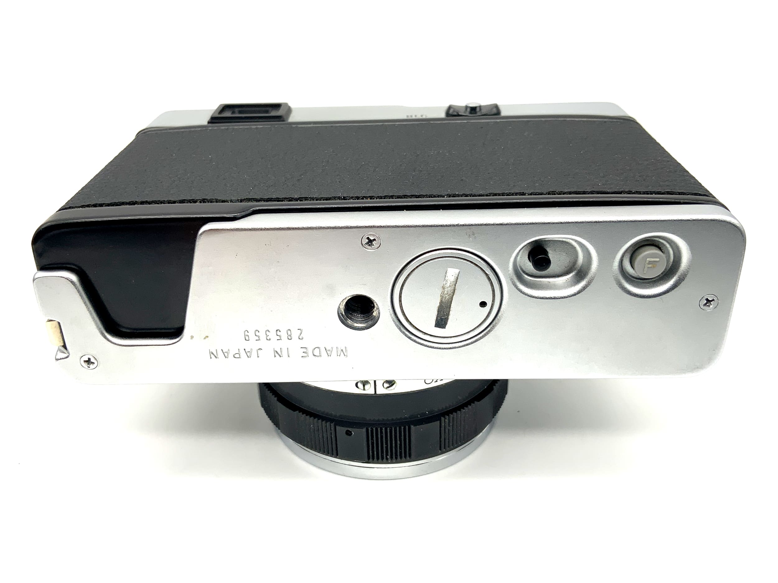 Olympus 35 DC rangefinder camera with F.Zuiko 40mm 1:1.7 analog camera