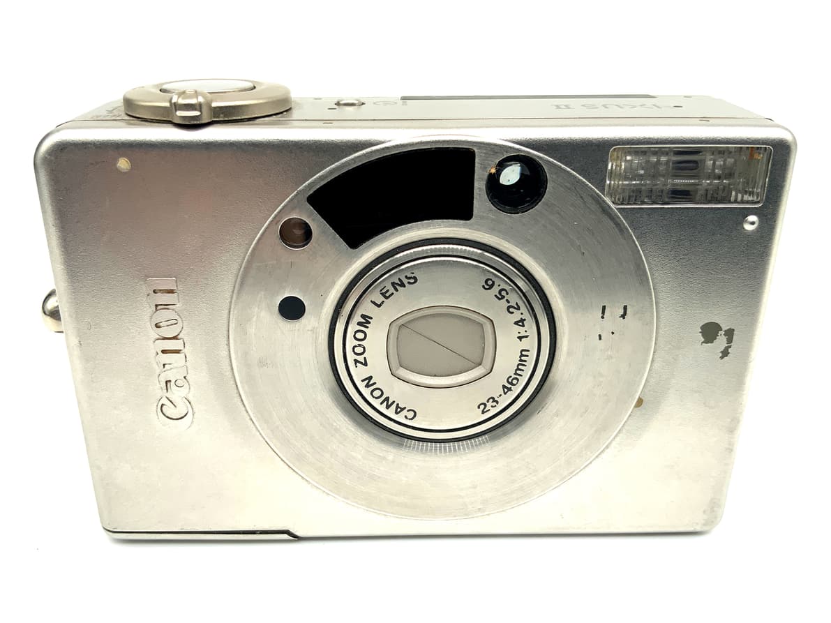 Canon IXUS II Point&Shoot mit Zoom Lens 23-46mm 1:4.2-5.6 Analogkamera