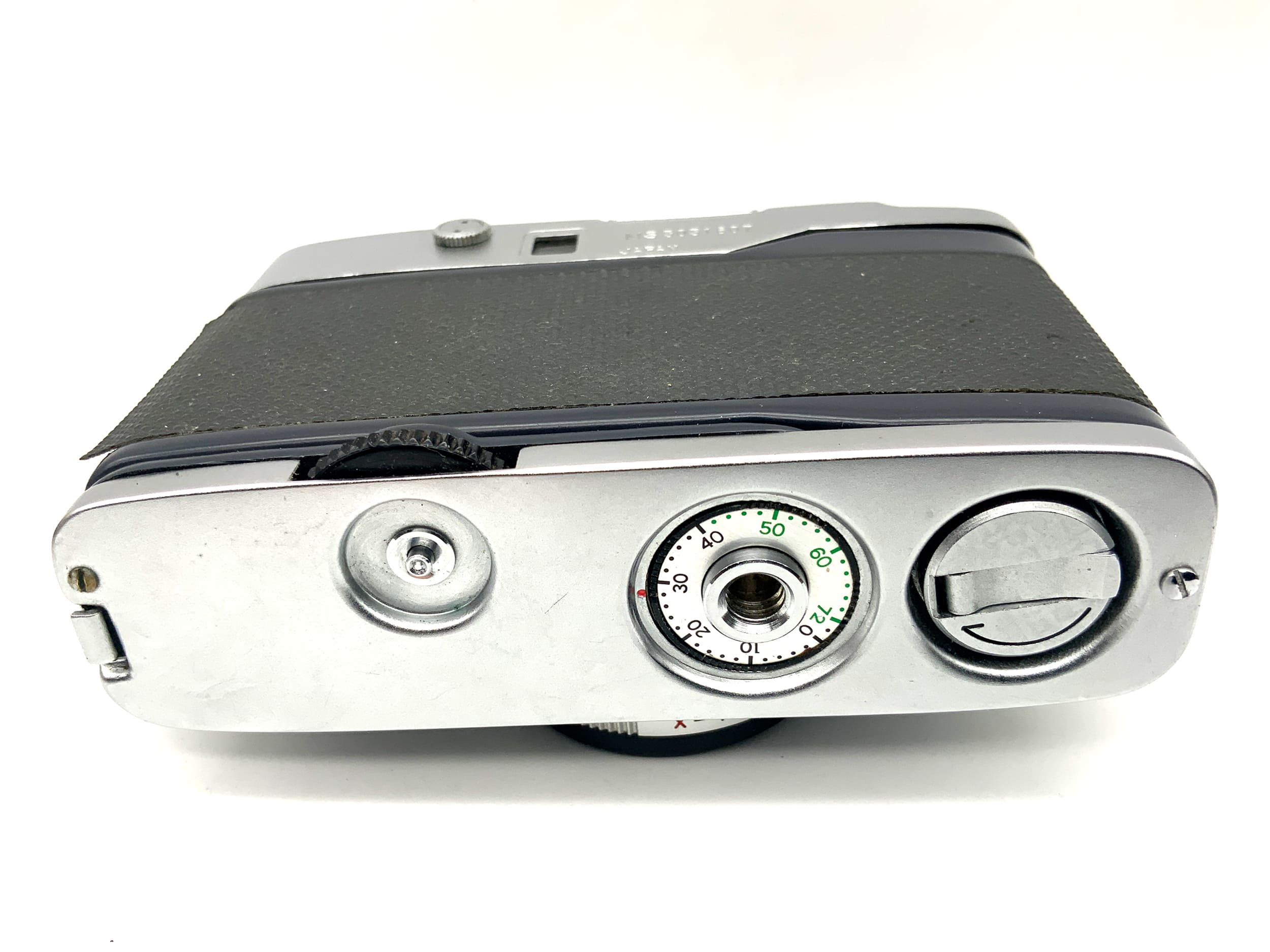 Yashica 72-E Sucherkamera mit Yashinon 28mm 1;2.8 Halbformatkamera Analogkamera