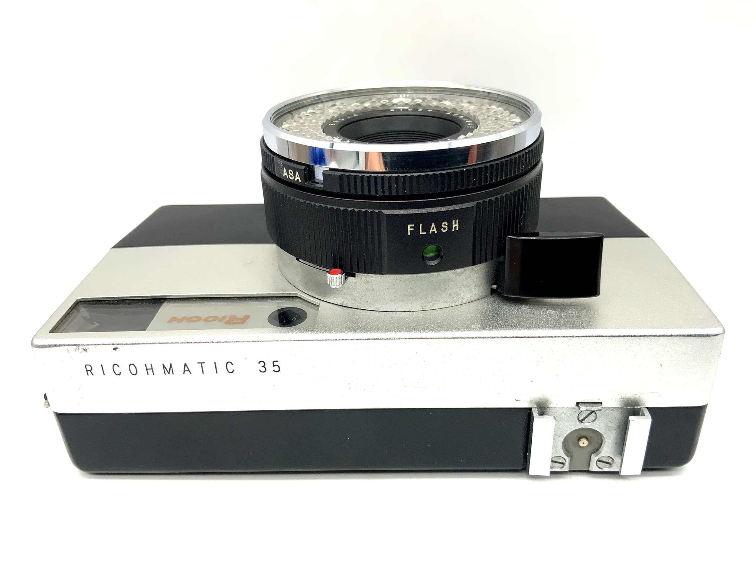 Ricoh Ricohmatic 35 Messsucherkamera mit Kominar 40mm 1:2.8 Analogkamera