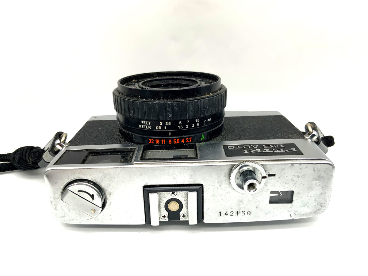 Petri ES Auto Sucherkamera mit 1:2.7 38mm Kompaktkamera Analogkamera