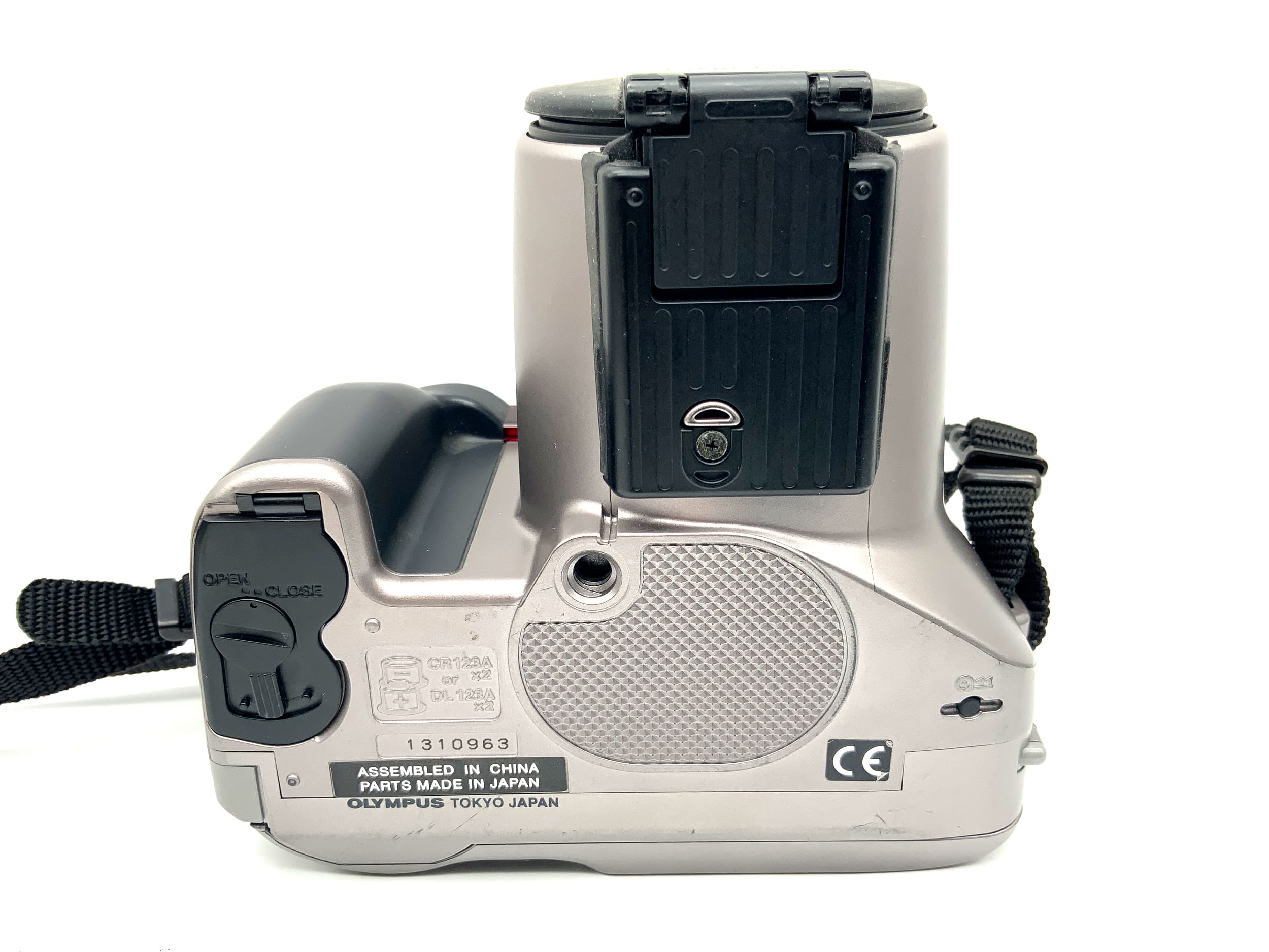 Olympus IS-200 Bridgekamera mit 28-110mm 1:4.5-5.6 Analogkamera