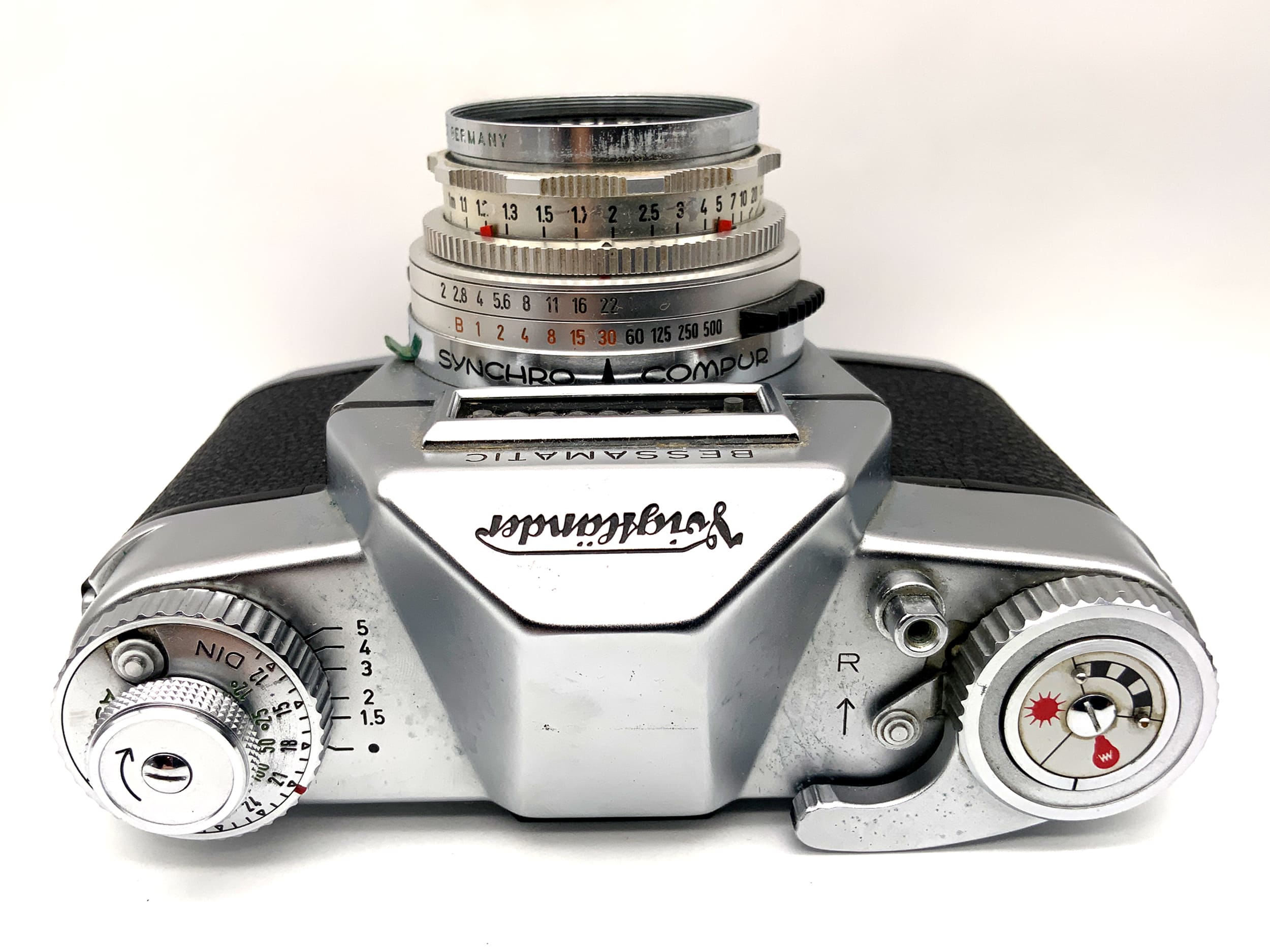 Voigtländer Bessamatic 35mm SLR mit Color Skopar X Synchro Compur 1:2.8 50mm
