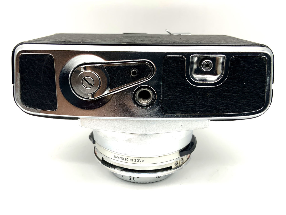 Zeiss Ikon Contessa LK rangefinder camera with Tessar 2.8/50 Prontor 500 LK