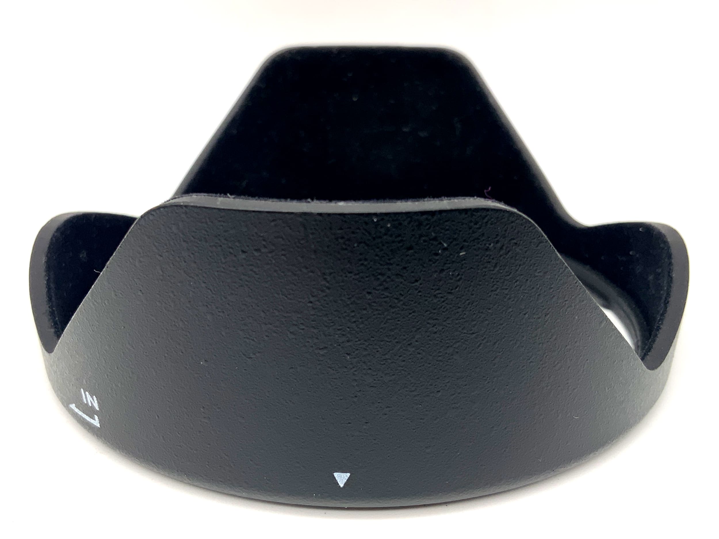 Tokina BH-773 Gegenlichtblende für 20-35mm 1:2.8 / 28-70mm 1:2.6-2.8 lenshood