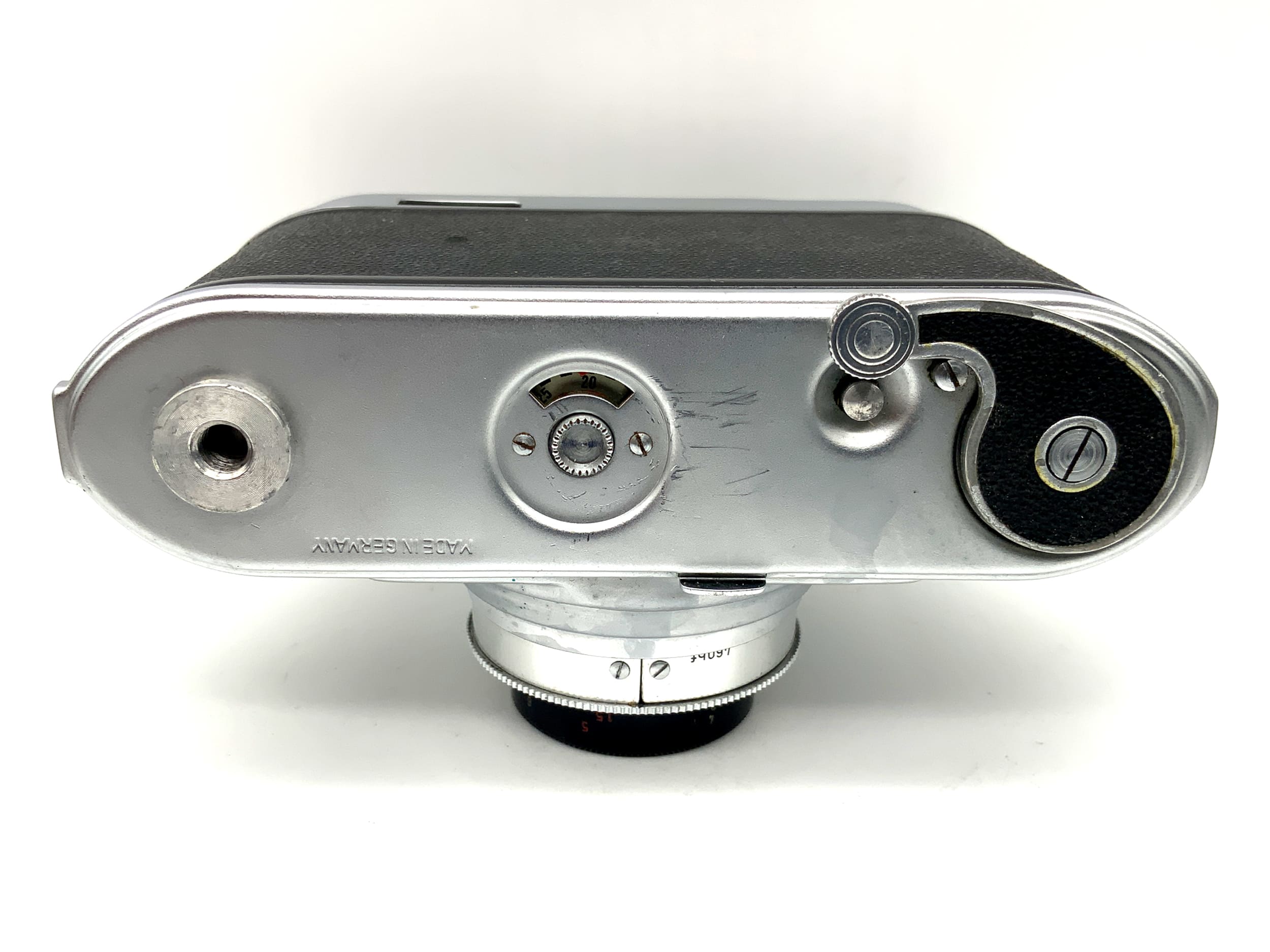 AKW akarette V Sucherkamera mit Arettar 1:2.8/45 Vario Analogkamera