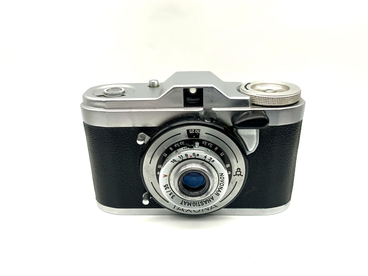 Pentacon Taxona Sucherkamera mit Novonar Anastigmat 35mm 1:3.5 red V Vebur