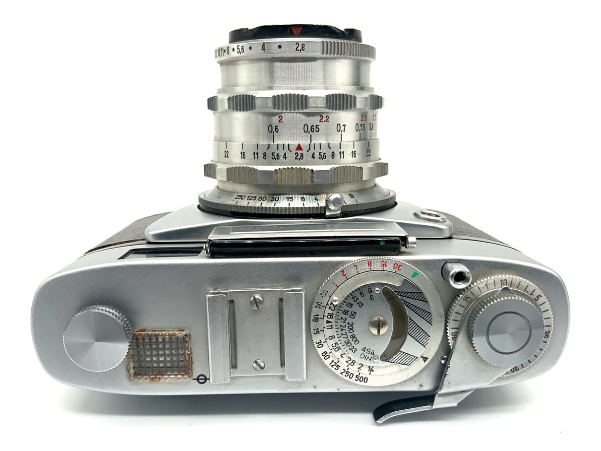 Altissa Altix-nb Sucherkamera mit Tessar 50mm 1:2.8 Kompaktkamera Analogkamera