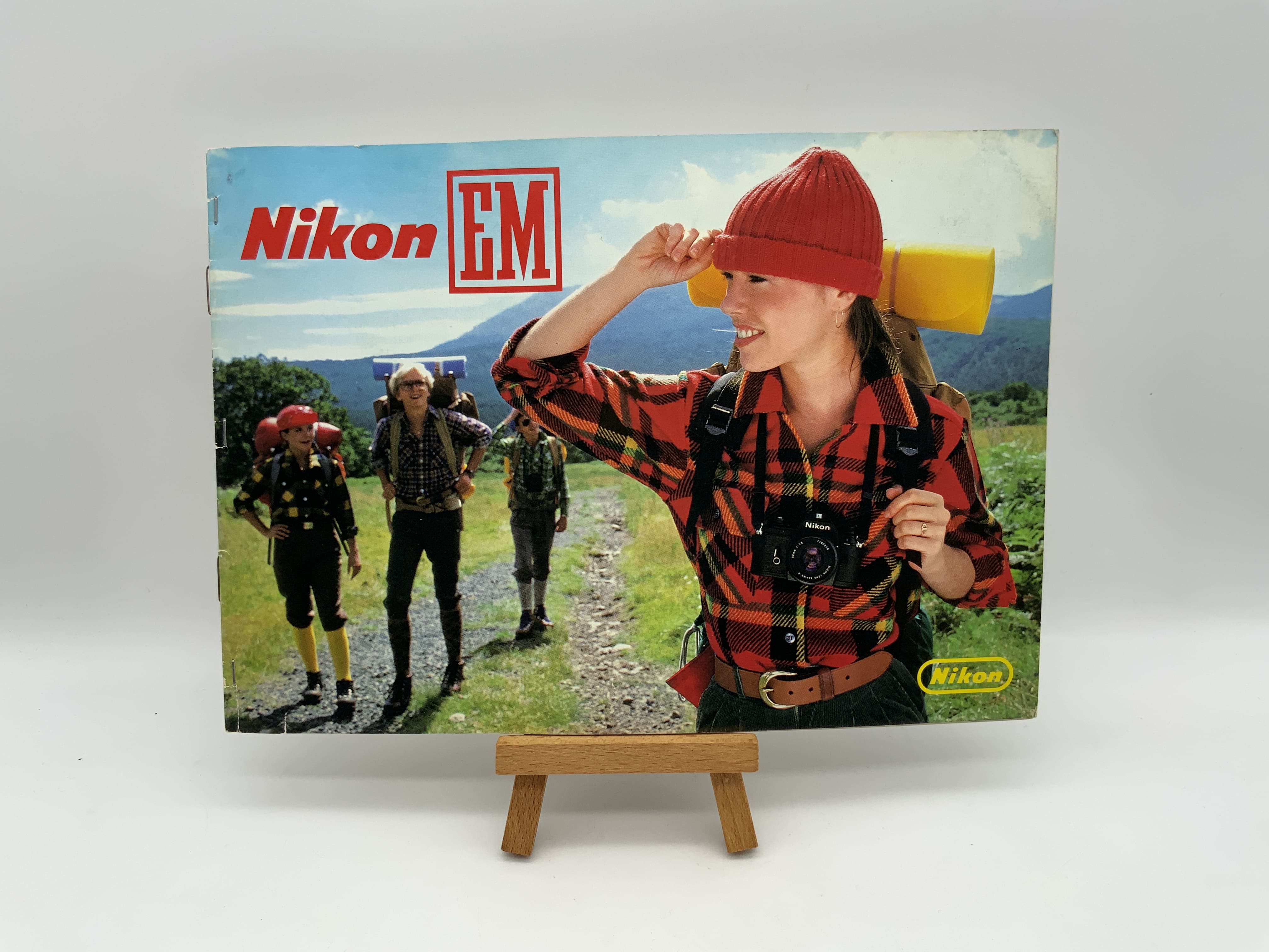 Nikon EM Prospekt Deutsch