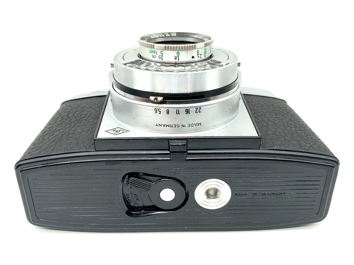 Agfa Isoly-Mat viewfinder camera with Color-Agnar 1:5.6/55 compact camera analog camera