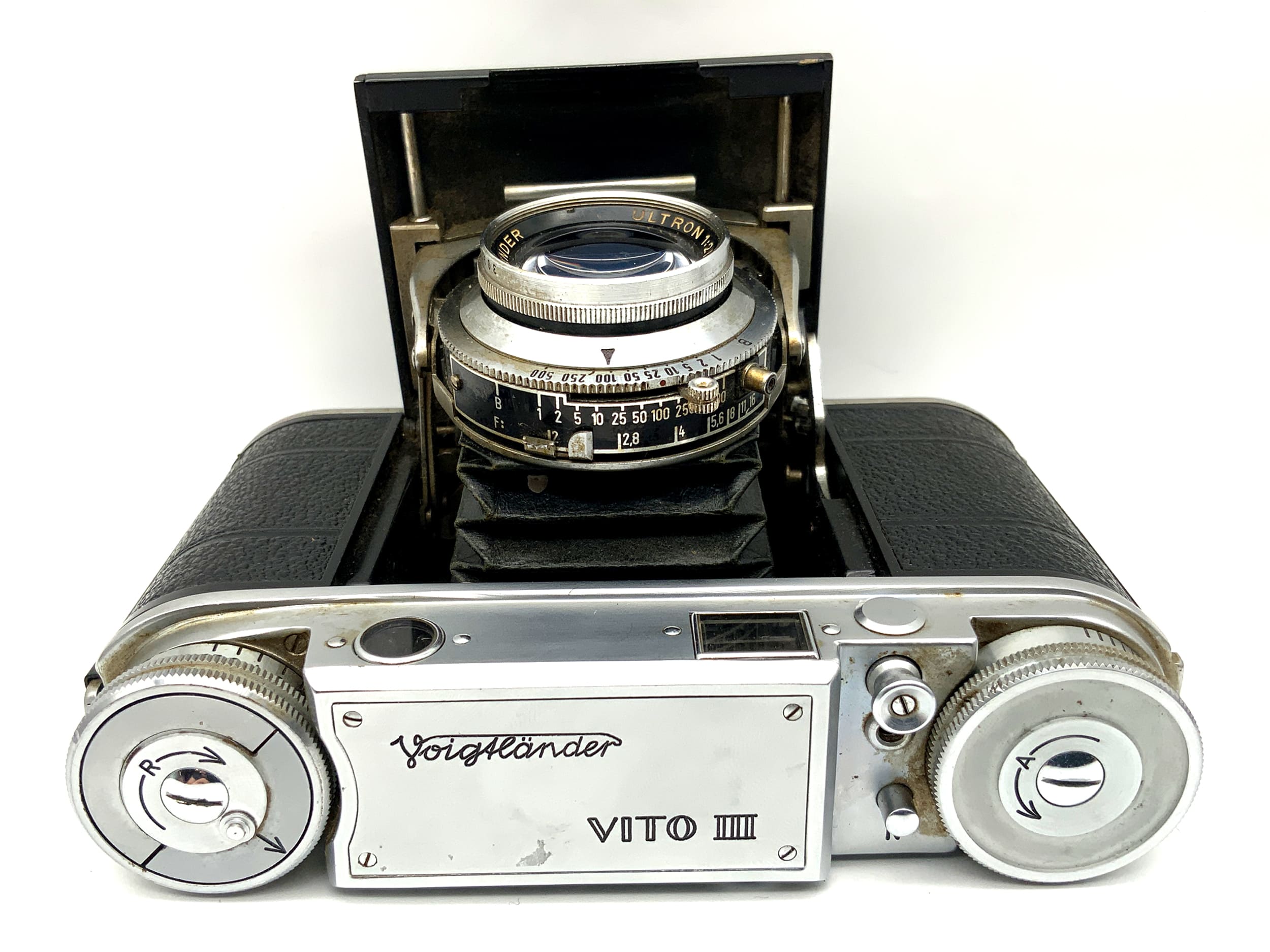 Voigtländer Vito III Klappkamera mit Ultron 1:2 50mm Compur Rapid + Tasche