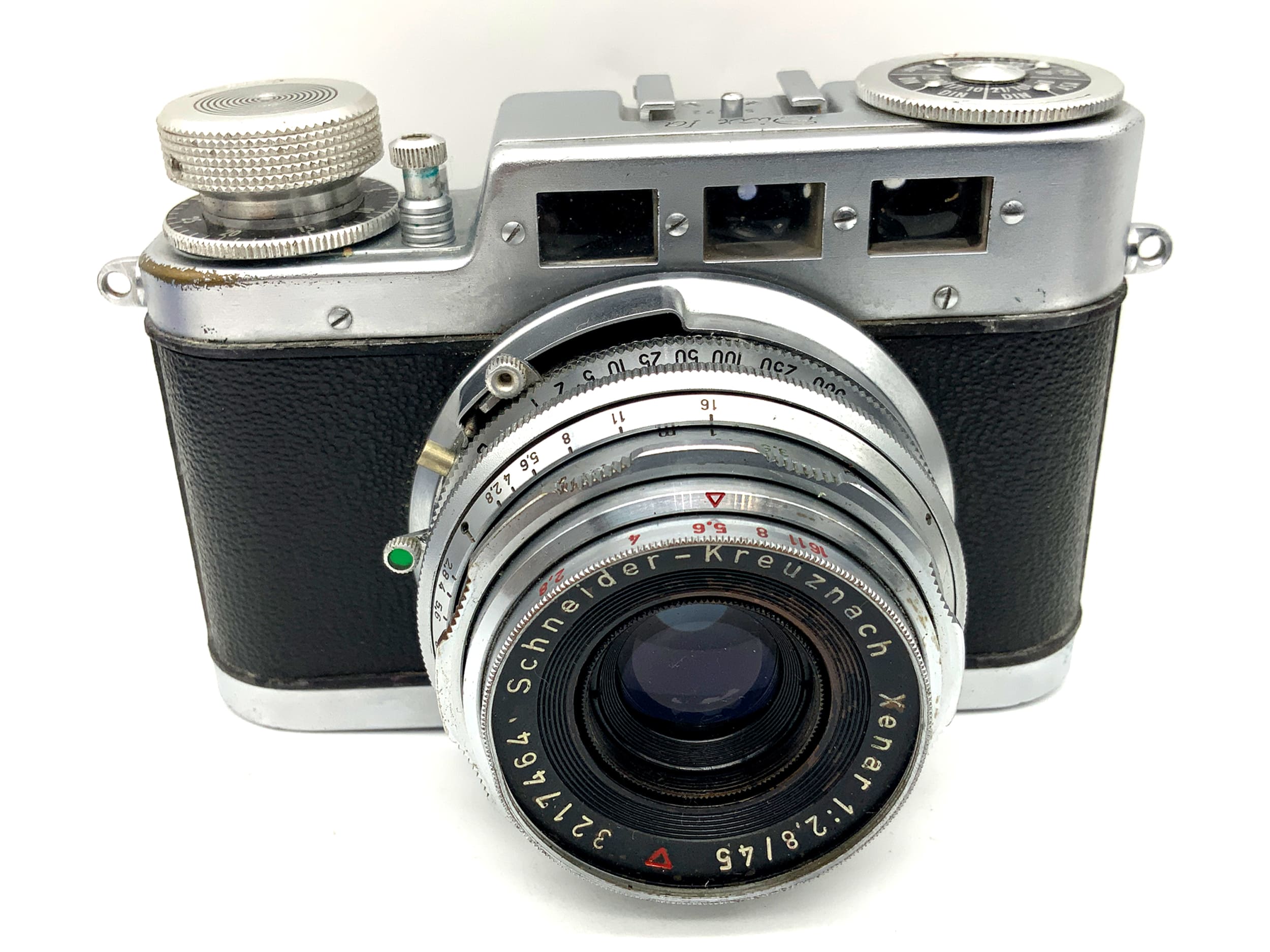 W.Voss Ulm Diax Ia mit Schneider kreuznach Xenar 45mm 1:2,8 Synchro-Compur