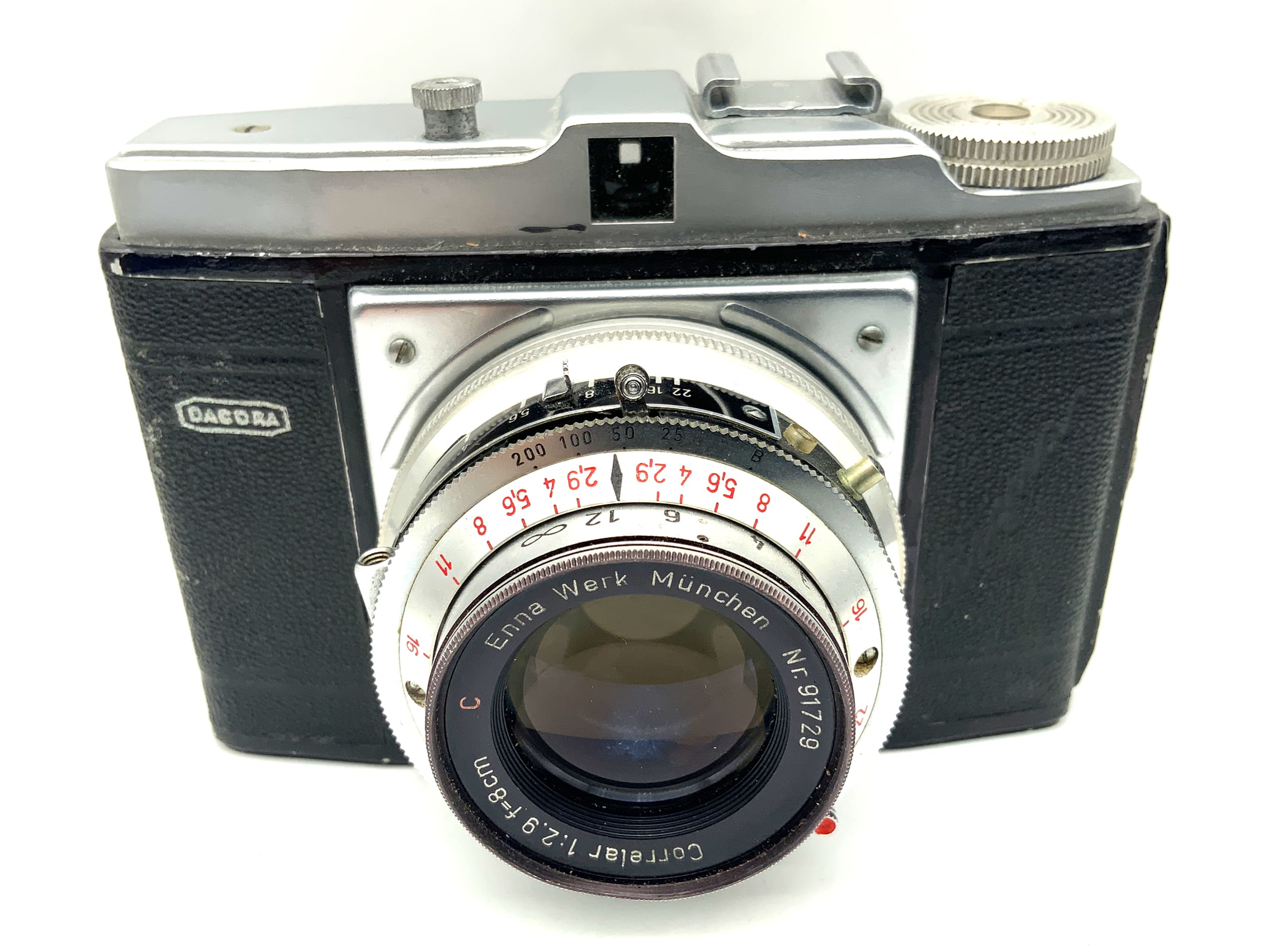 Dacora Digna Sucherkamera mit Enna München Correlar 8cm 1:2.9 red C Analogkamera