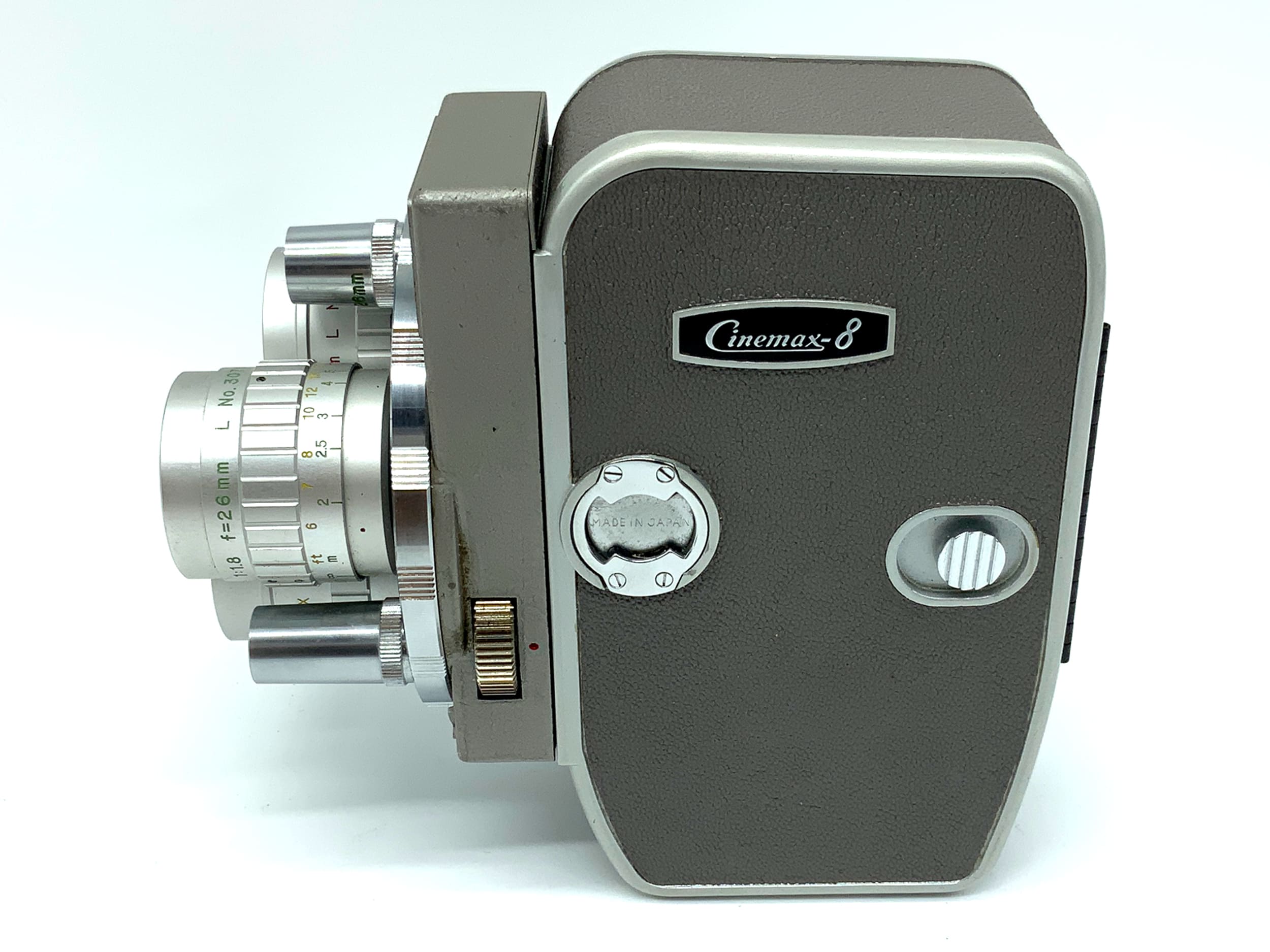 Neckermann Cinemax-8 Triauto Filmkamera mit 1:1.8 6,5mm/13mm/26mm Super 8