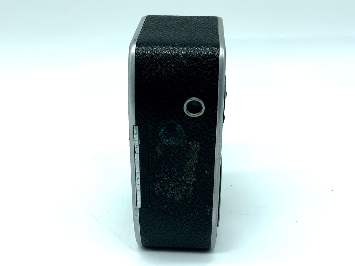 Kern Paillard Bolex L8 caméra argentique Schneider Kreuznach Xenon 13mm 1:1.5 Super 8