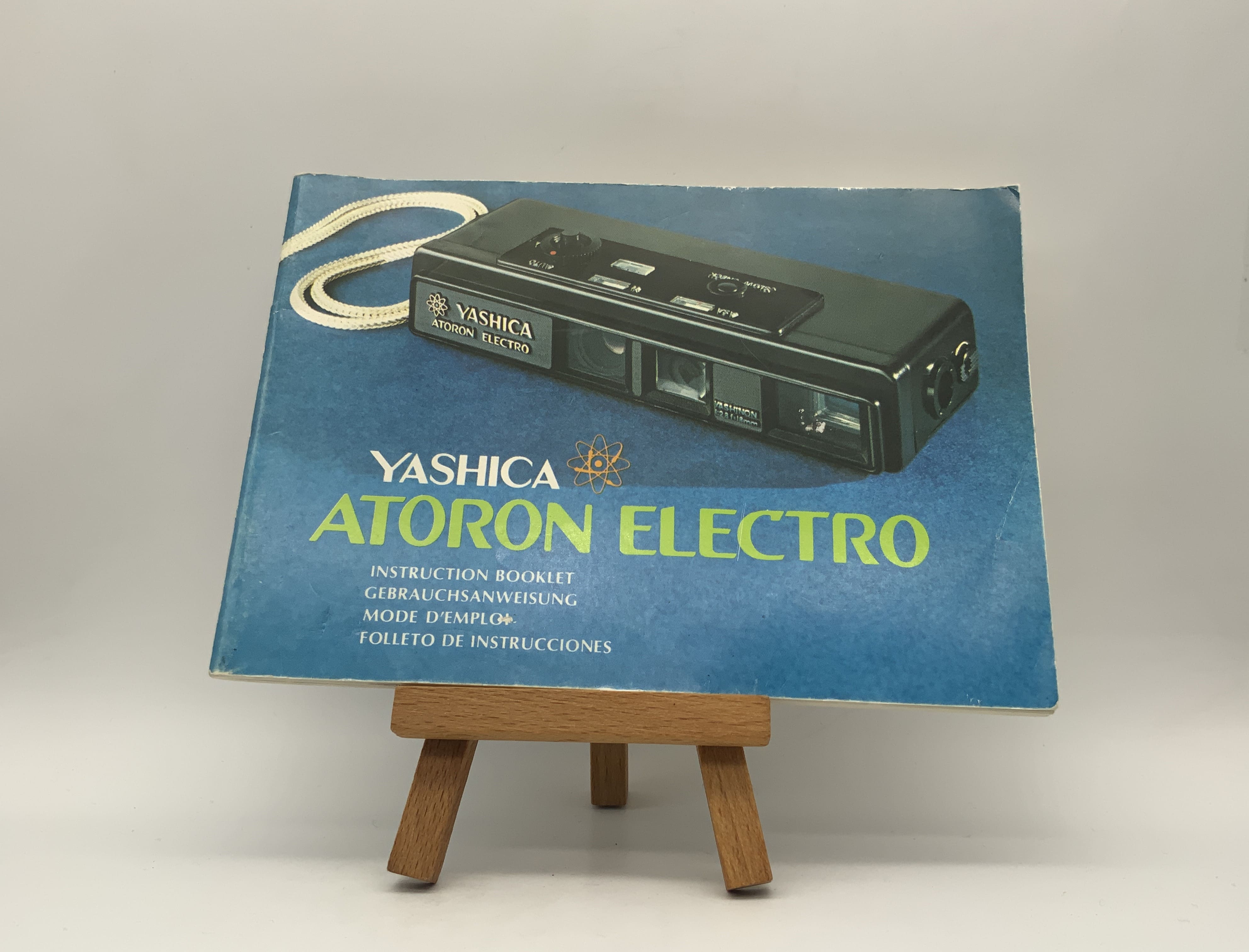 Manuel d'utilisation du Yashica Atoron Electro (allemand)