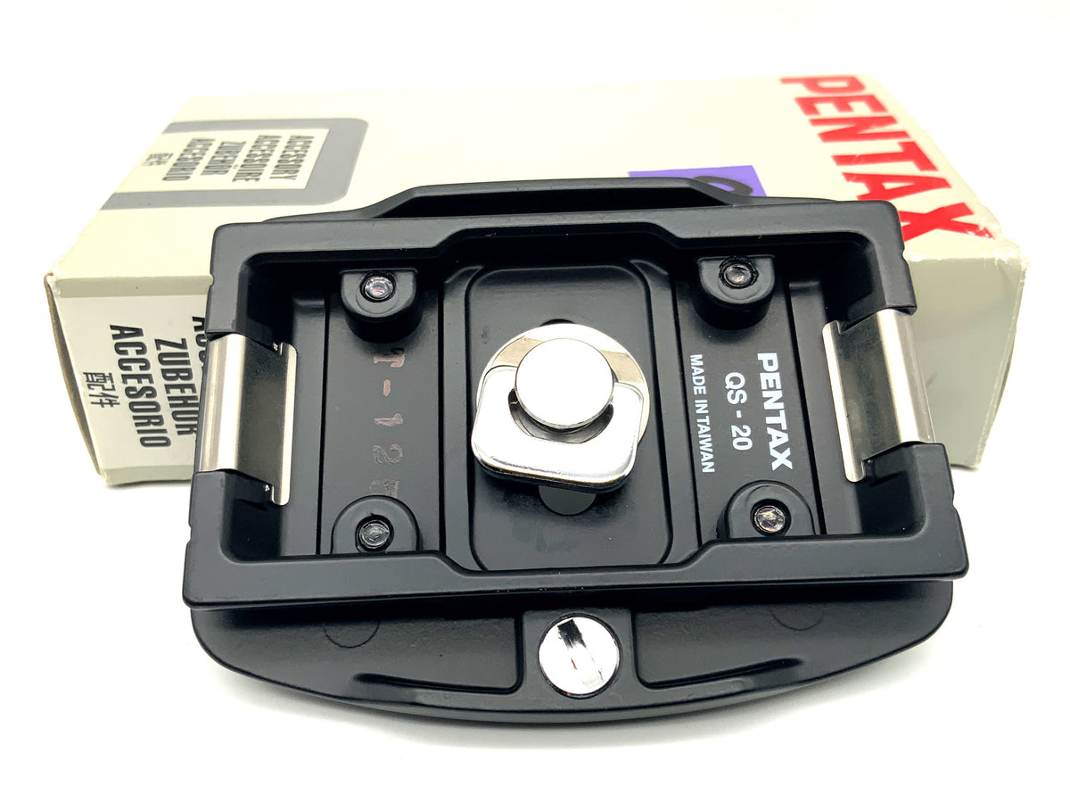 Pentax QS-20 Quick Shoe Adapter schwarz Schnellwechselplatte in OVP