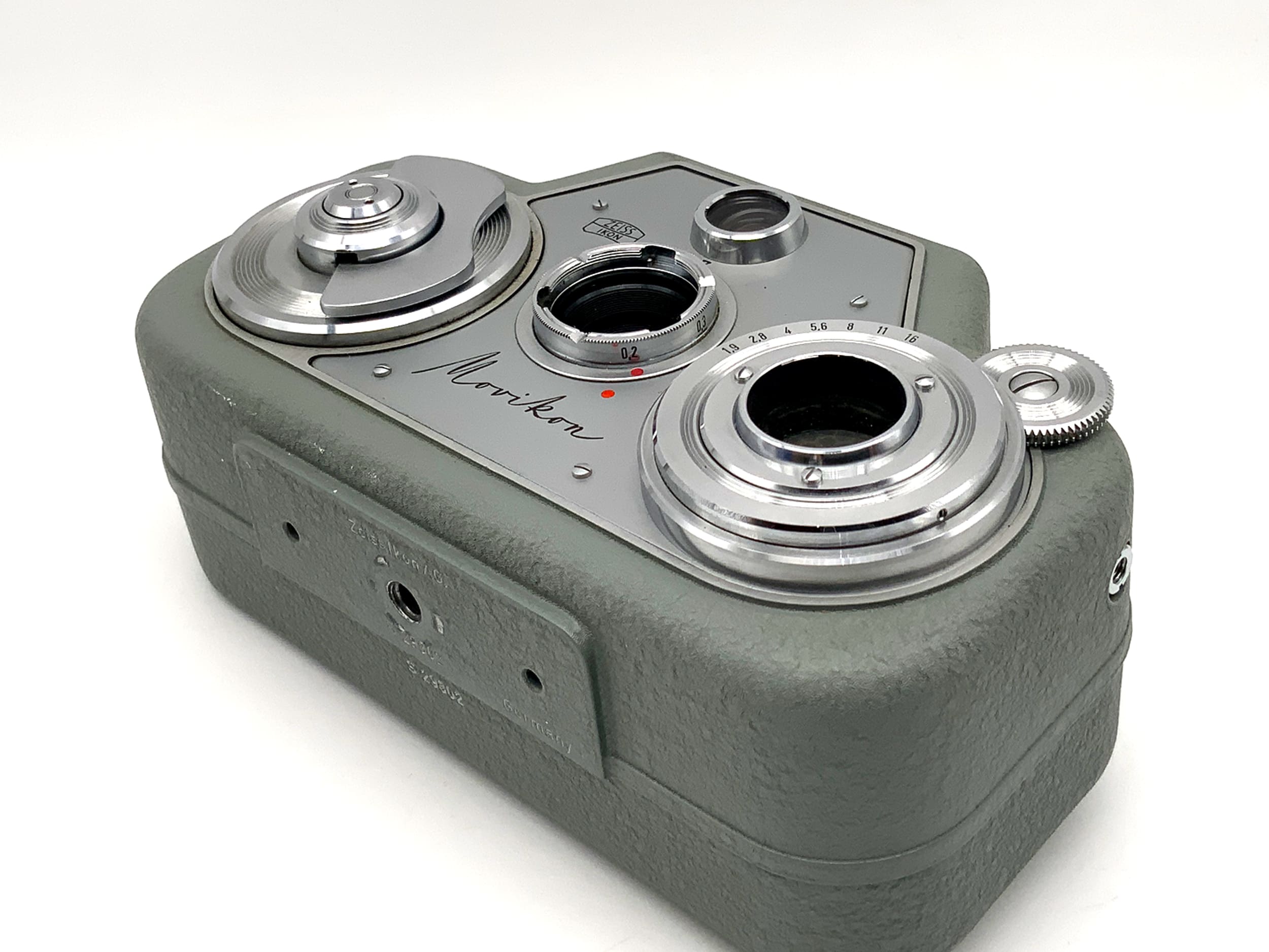 Zeiss Ikon Movikon 8B Filmkamera mit Tessar 1:1.9/10mm Doppel 8mm Schmalfilm