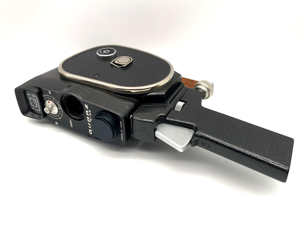 Caméra argentique Zenit Quartz DS8-M avec objectif 1,9/12,5 mm et poignée pour double film 8 mm