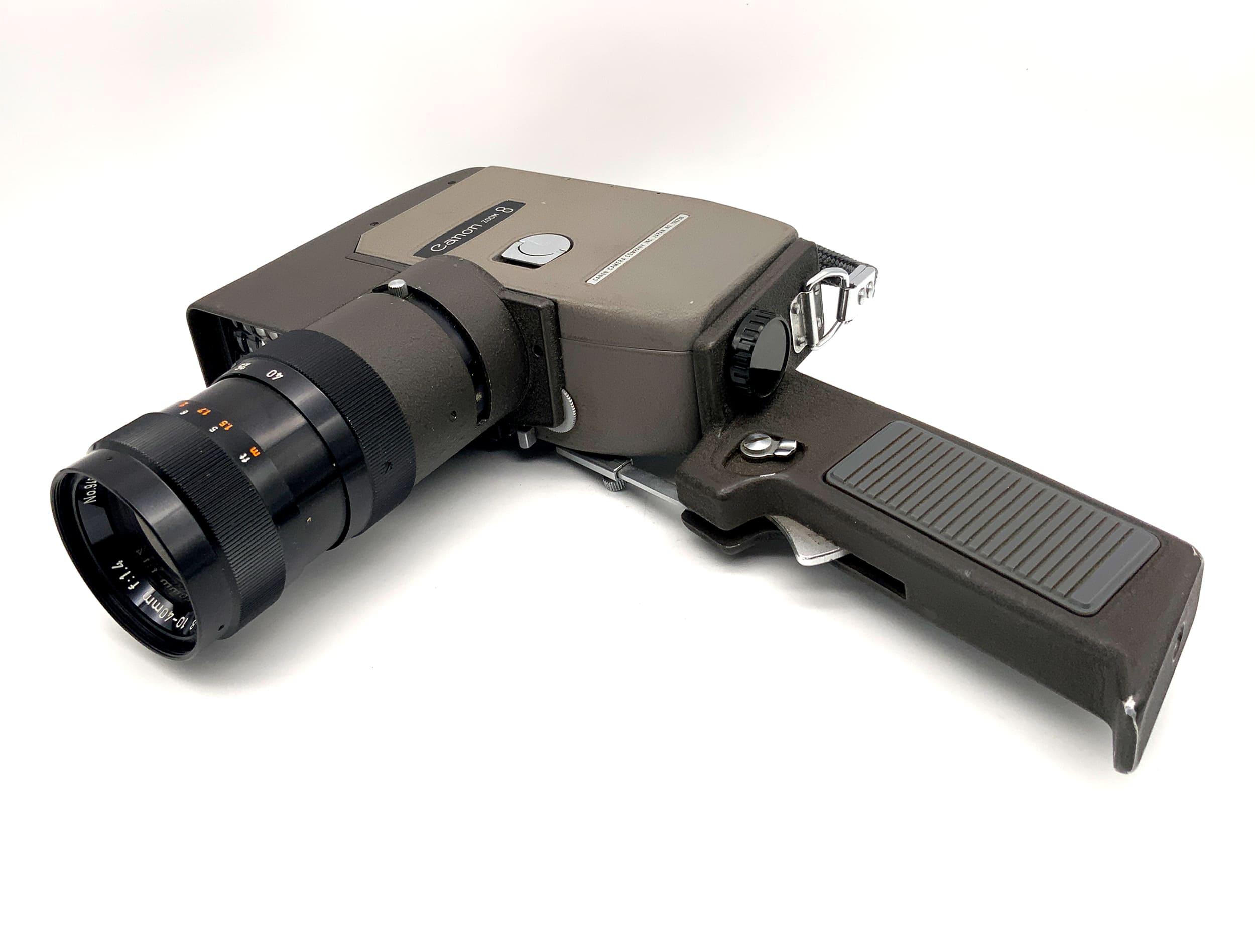 Canon Zoom 8 Filmkamera mit C-8 10-40mm f:1.4 mit Griff Doppel 8mm Schmalfilm