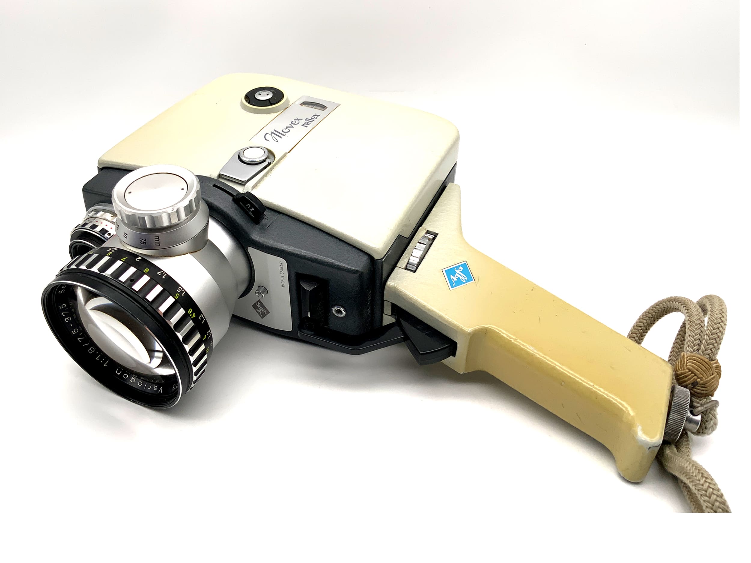 Agfa Movex reflex Filmkamera mit Variogon 1:1.8/7.5-37.5 mit Griff Doppel 8mm