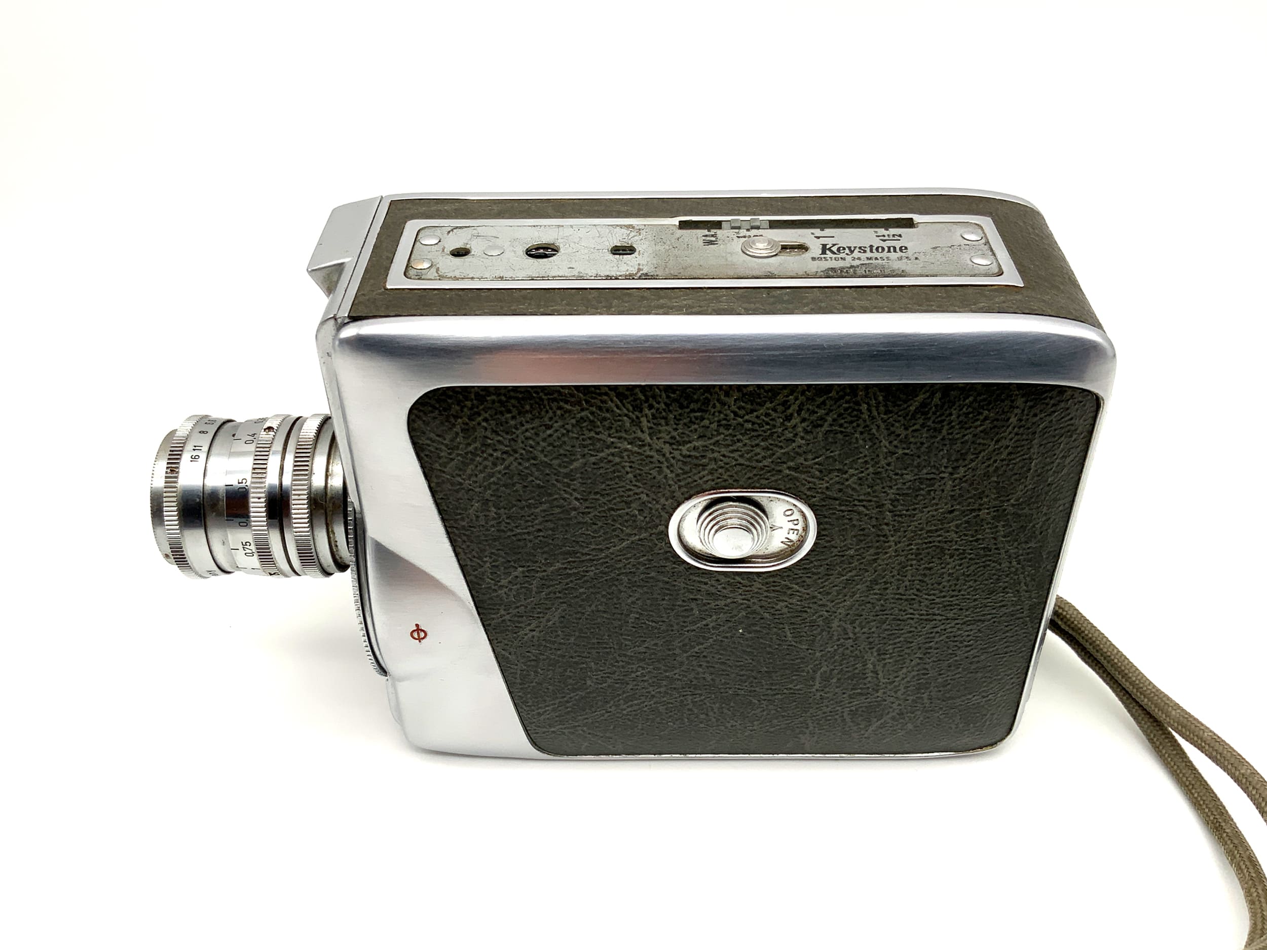 Keystone 38 Filmkamera mit Xenoplan 1:1.9/13mm Doppel 8mm Schmalfilm