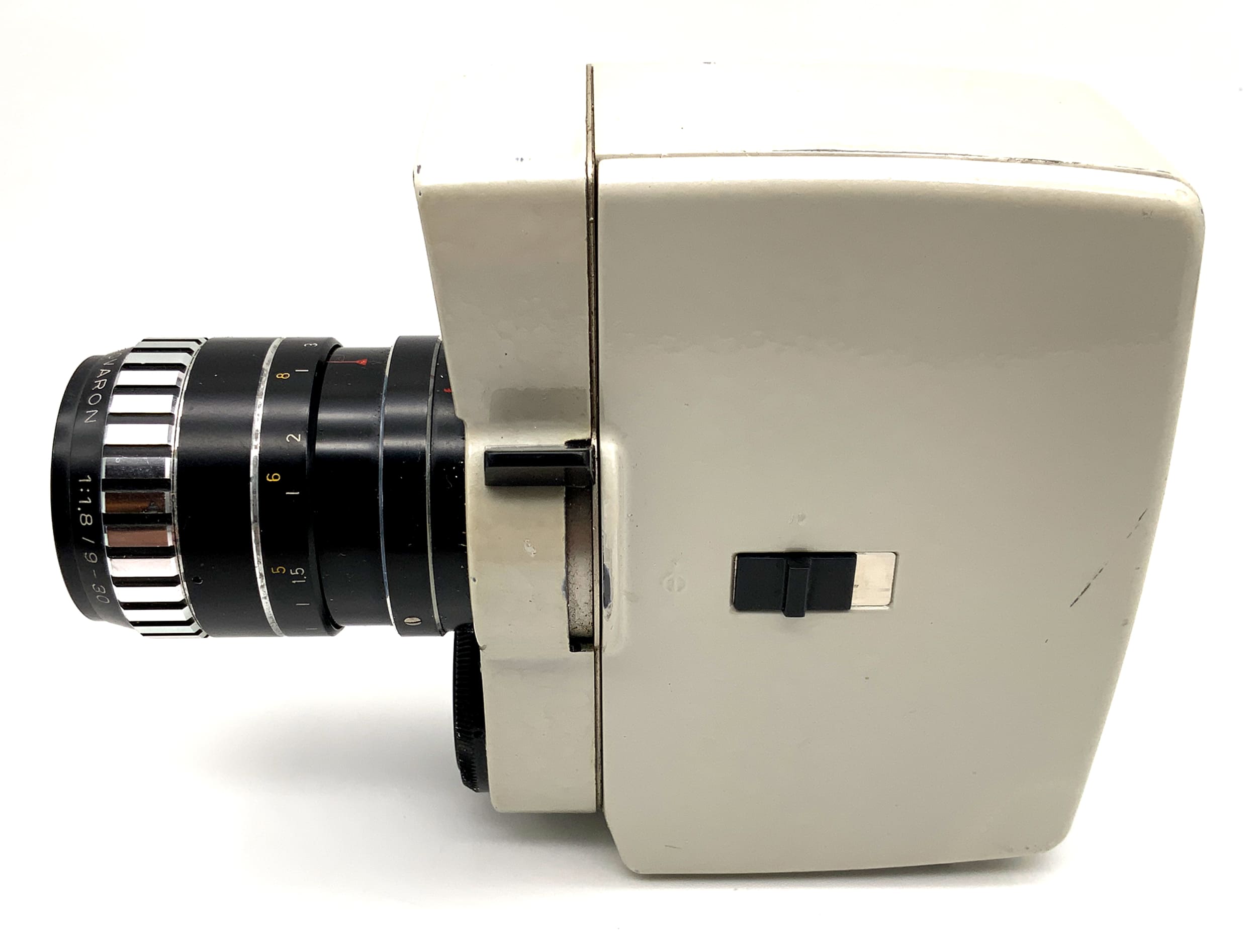 Bauer 88L Filmkamera mit Iscovaron 1:1.8/9-30 Doppel 8mm Schmalfilm movie camera