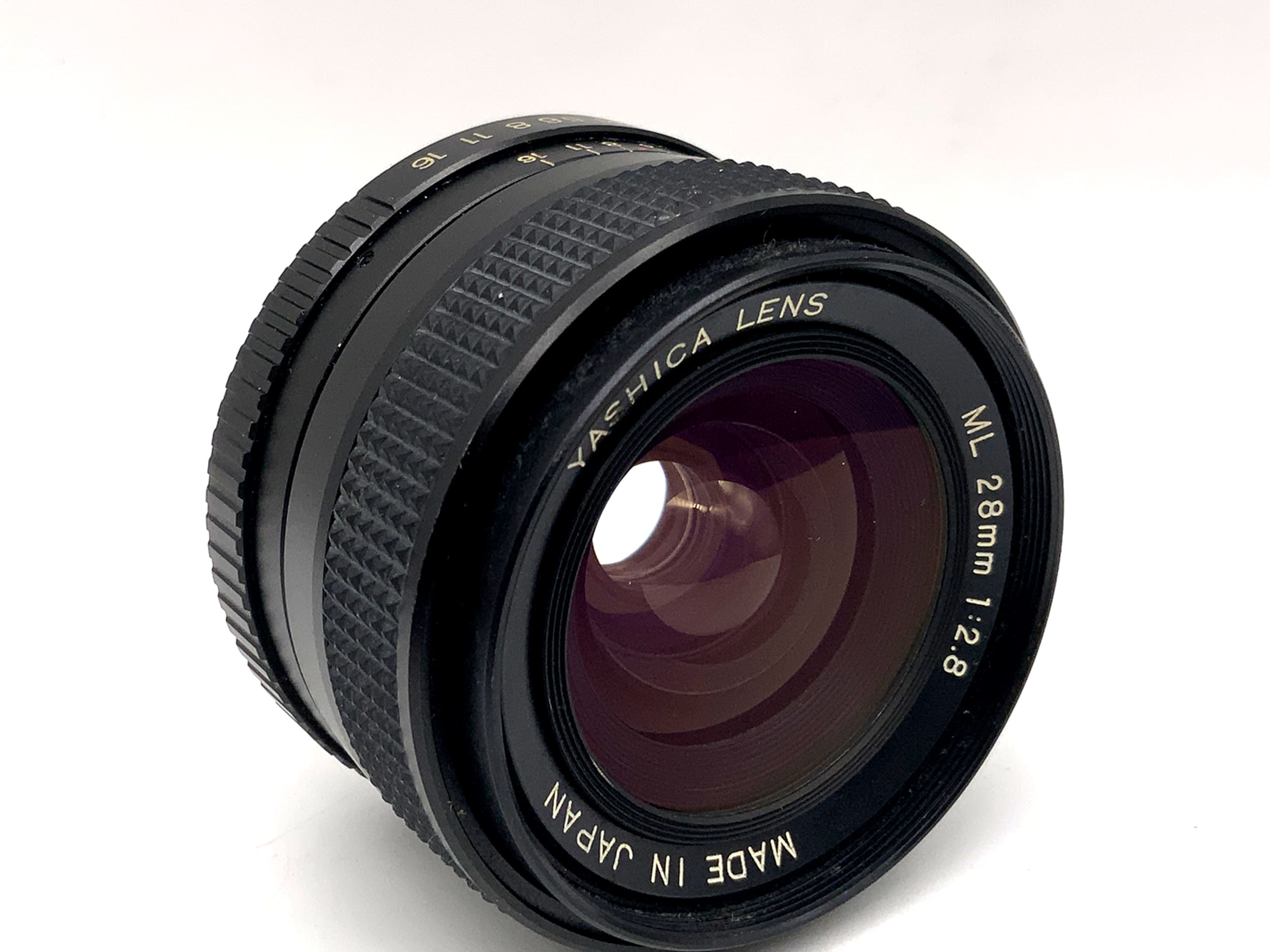 Yashica 28mm 1:2.8 Objektiv ML Festbrennweite (Yashica / Contax)