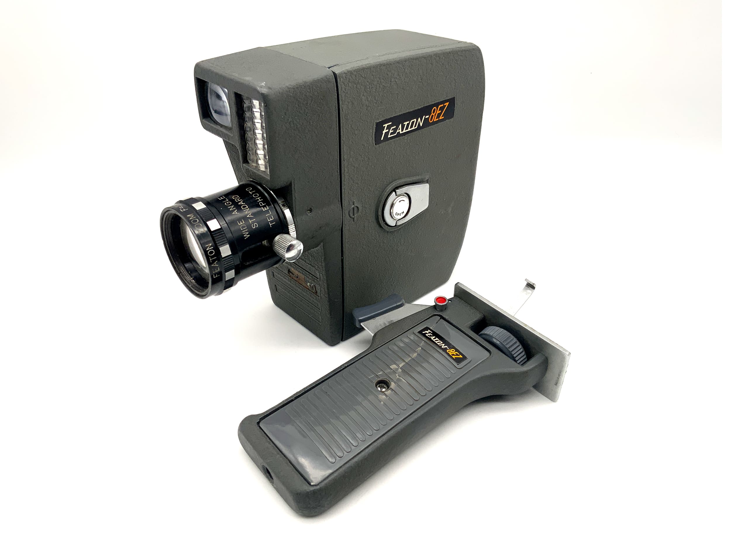 Featon 8EZ Filmkamera mit Wide Angle Zoom Lens F=2 mit Griff Doppel 8mm