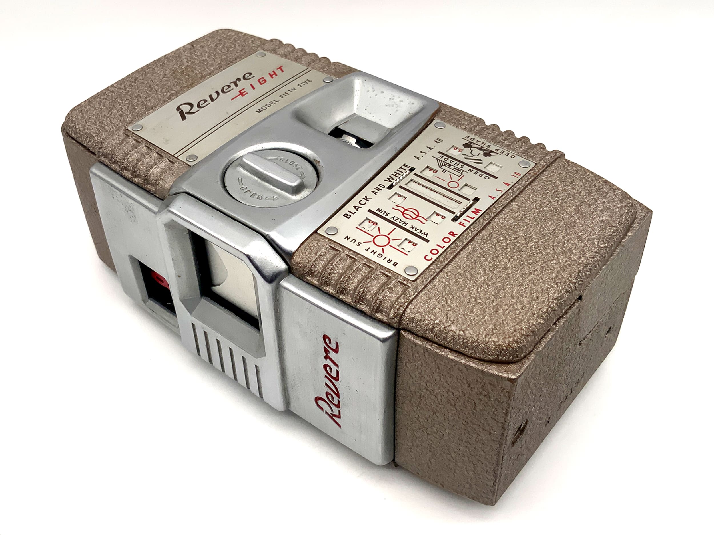 Caméra de cinéma double 8 mm Revere modèle Fifty Five