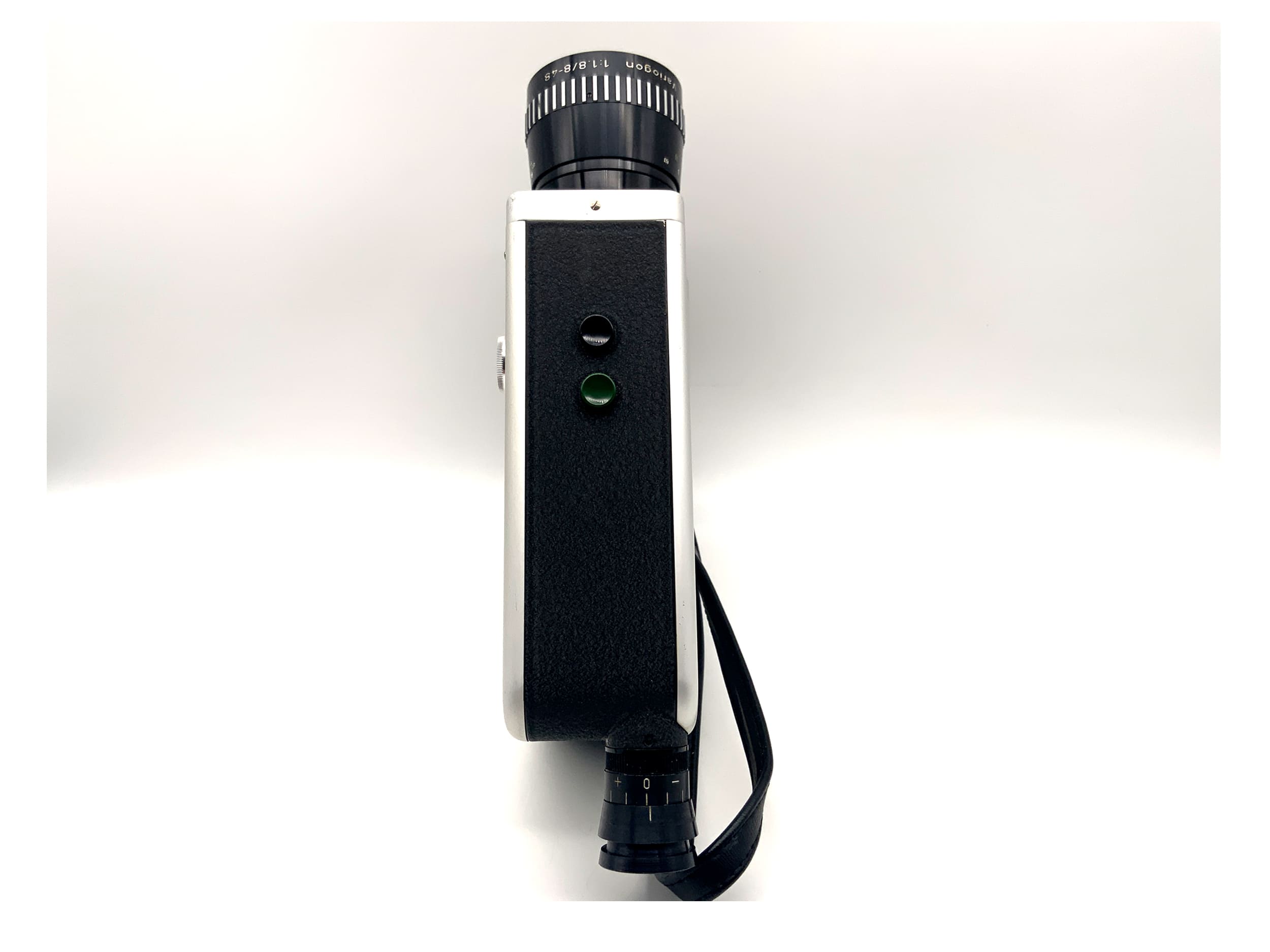 Braun Nizo S48 Filmkamera mit Variogon 1:1.8/8-48mm Super 8 Schmalfilm